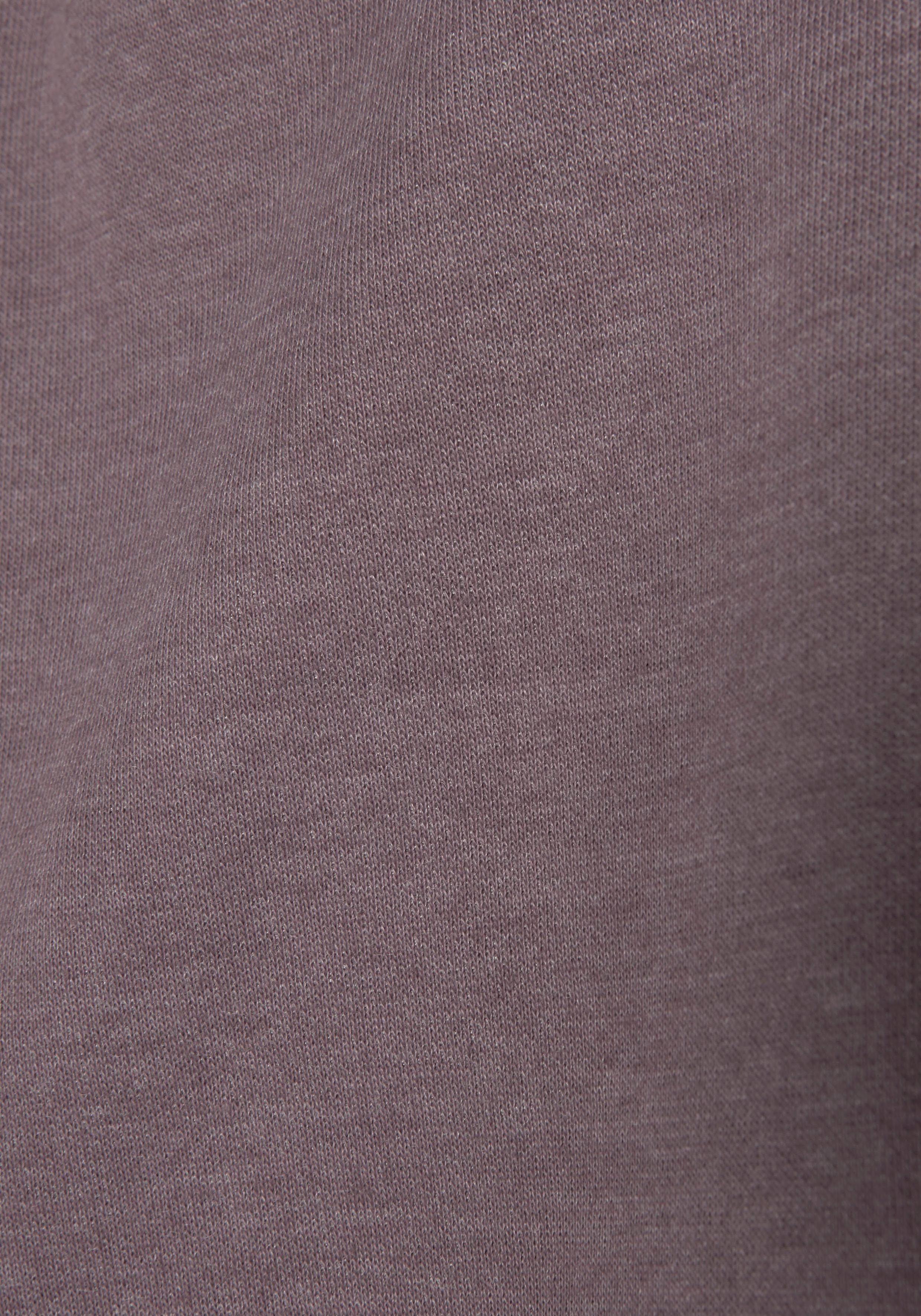 Bench. Loungewear Relaxshorts Sweatbroek met korte zijopeningen en zijzakken, loungewear