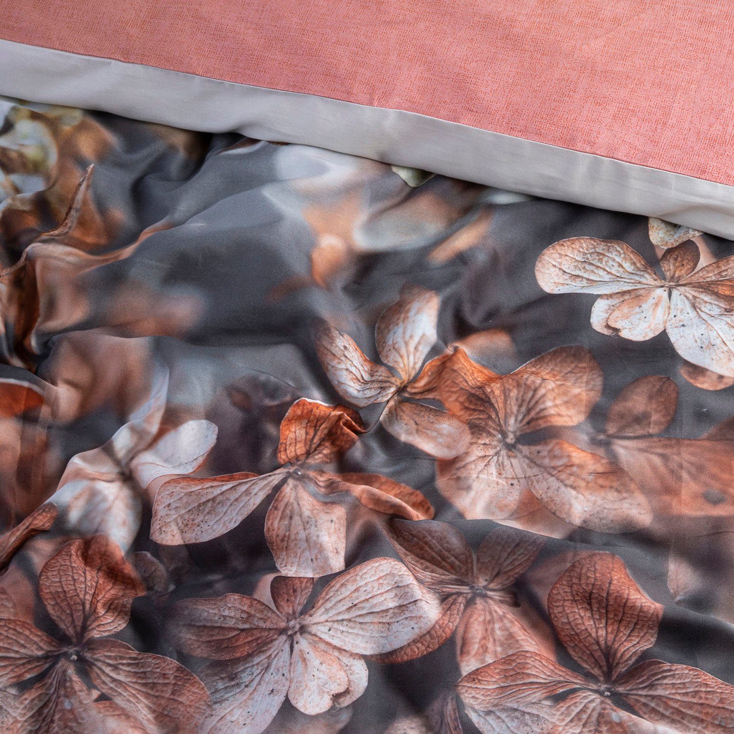 Cinderella Tweezijdig te gebruiken overtrekset Annabelle met hortensia's