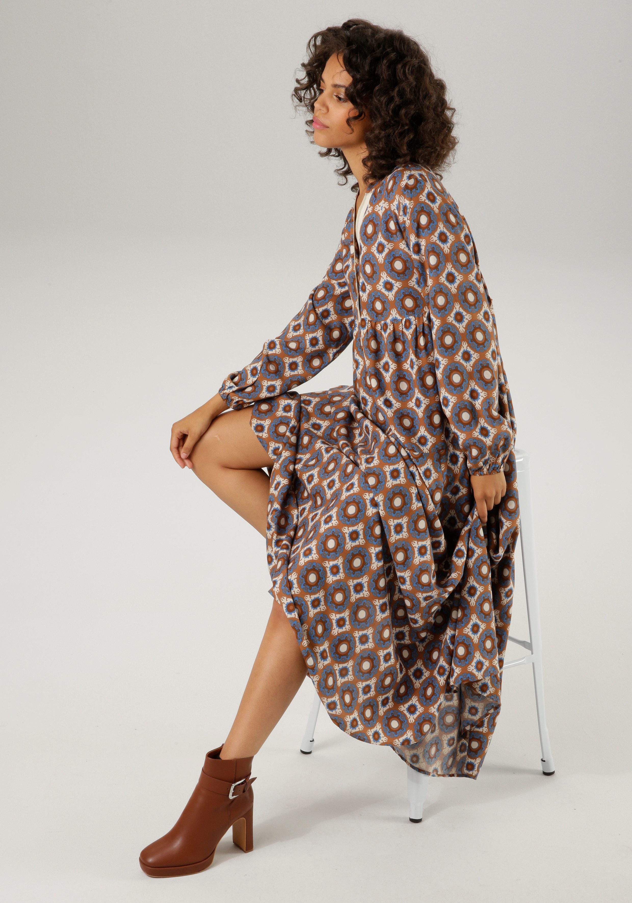 Aniston CASUAL Maxi-jurk met fantasierijke mandala-print