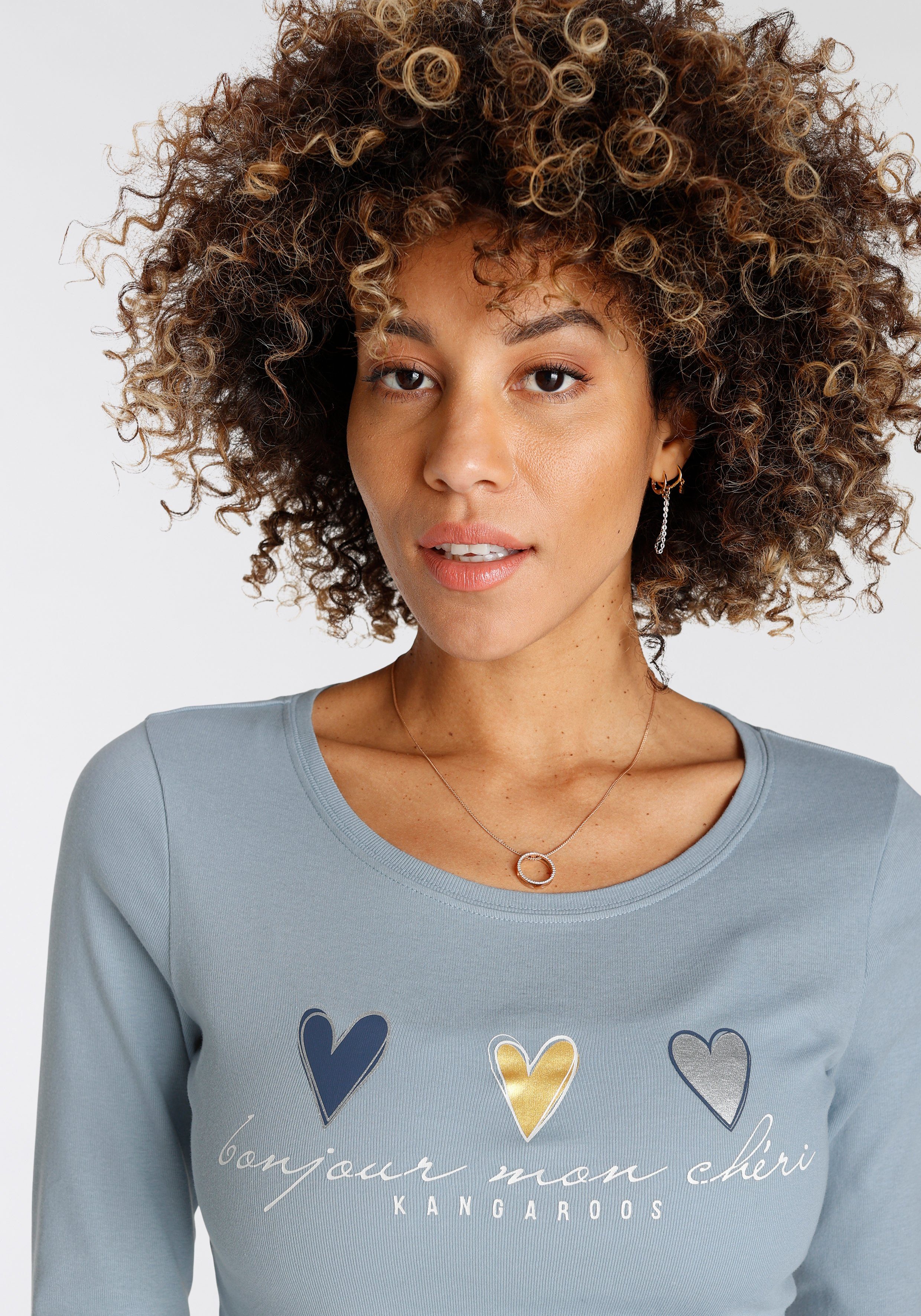KangaROOS Longsleeve Lange mouwen, zeer figuurvolgend en heupbedekkend, met hartjes-detail