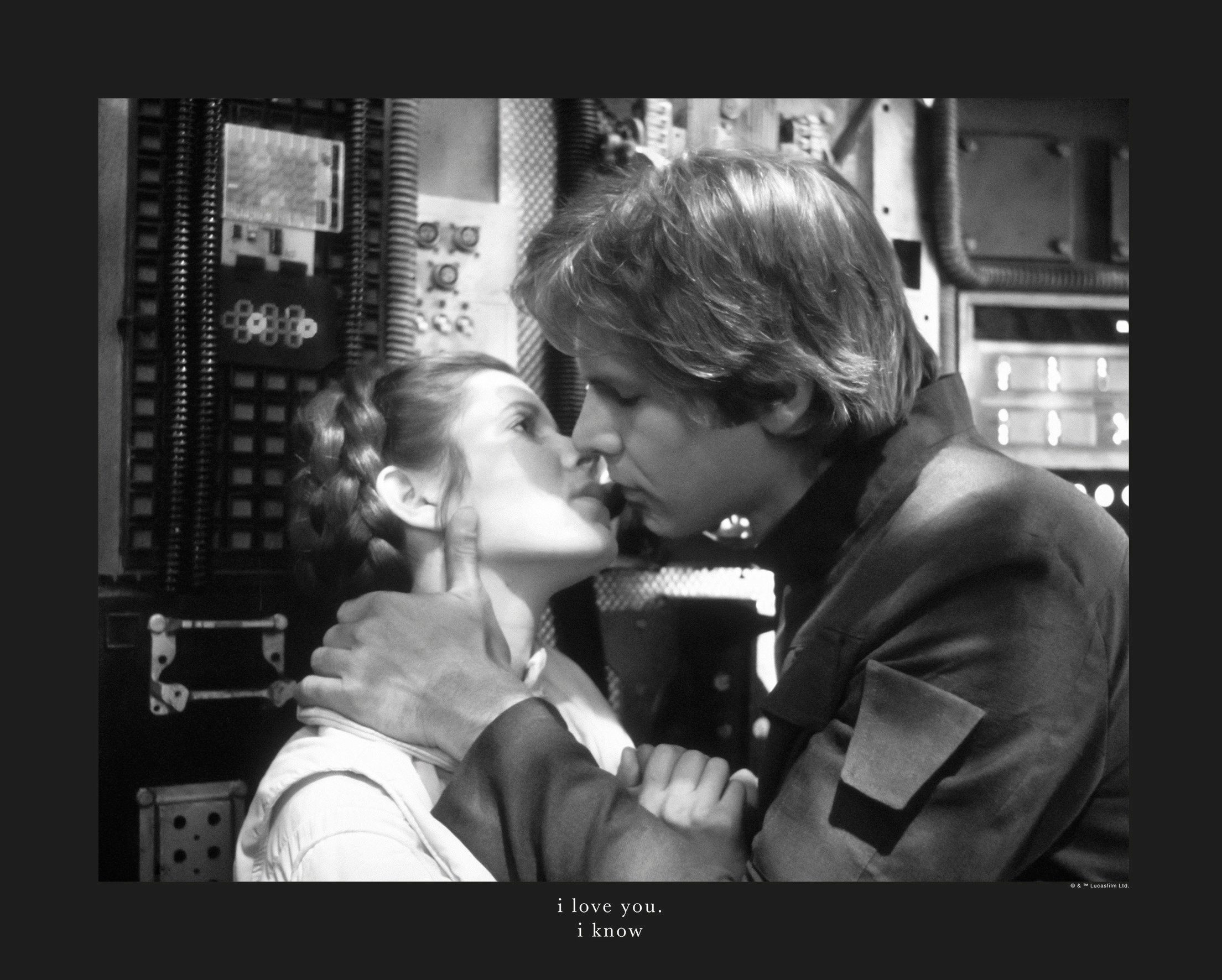 Komar Wanddecoratie Star Wars Classic Leia Han Kiss aandeel Wanddecoratie voor de kinderkamer - zonder lijst (1 stuk) schilderijen maat 50 cm x 40 cm