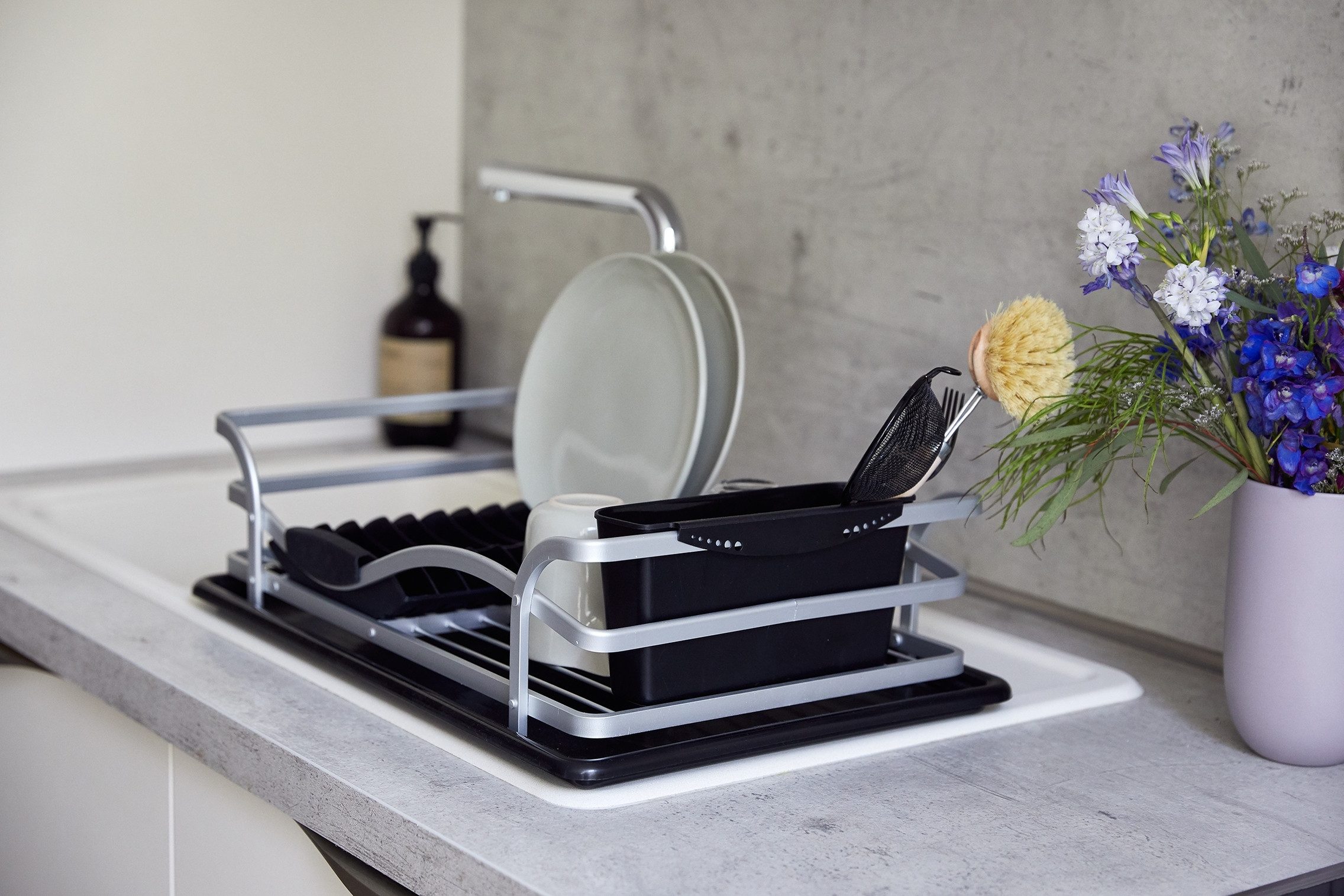 WENKO Afdruiprek Model Alu Afwasrek van aluminium & kunststof, afneembare bestekmand (1-delig)