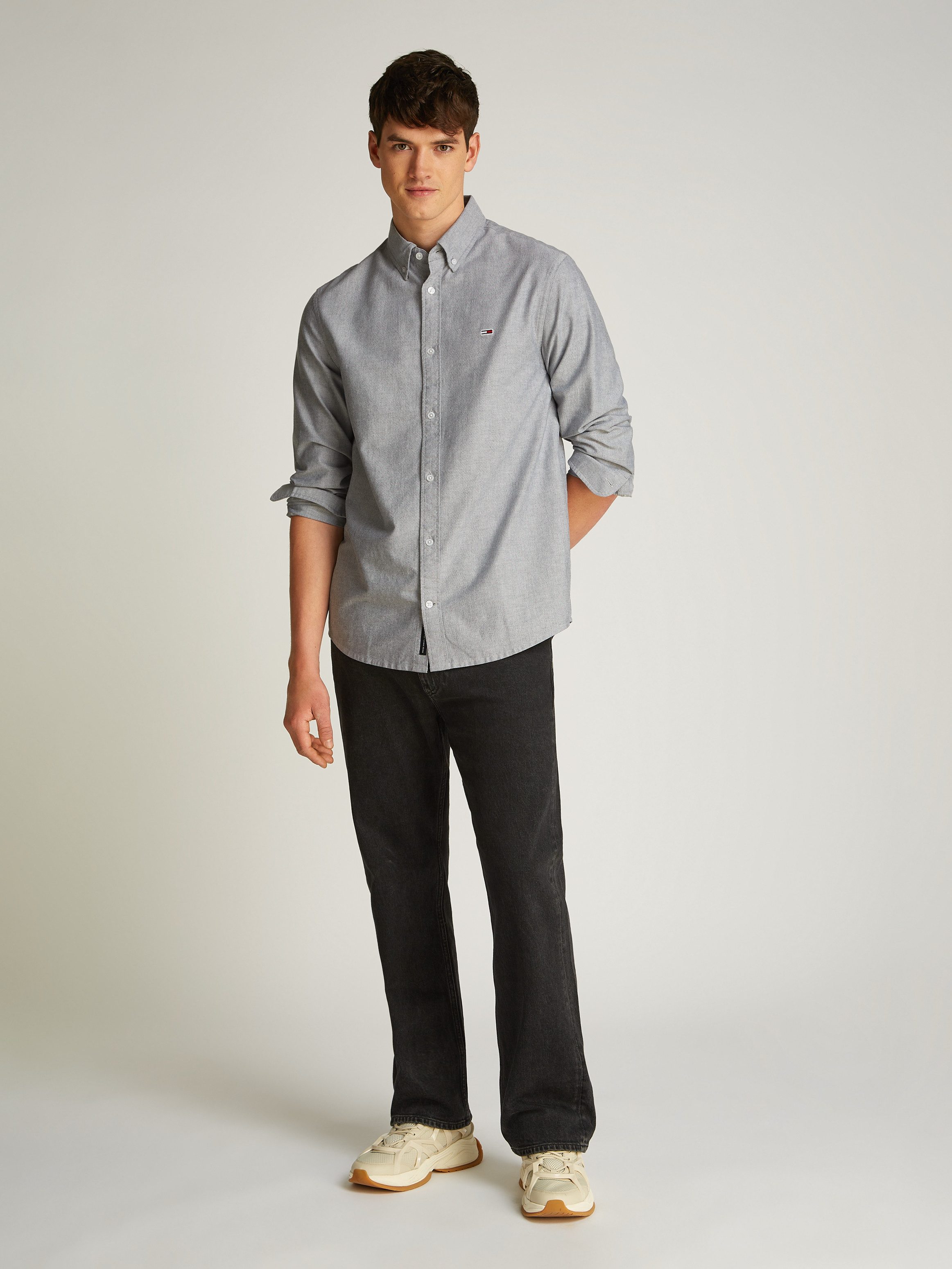Tommy Jeans Plus Overhemd met lange mouwen TJM REG OXFORD SHIRT EXT in grote maten, logoborduring, button-down kraag
