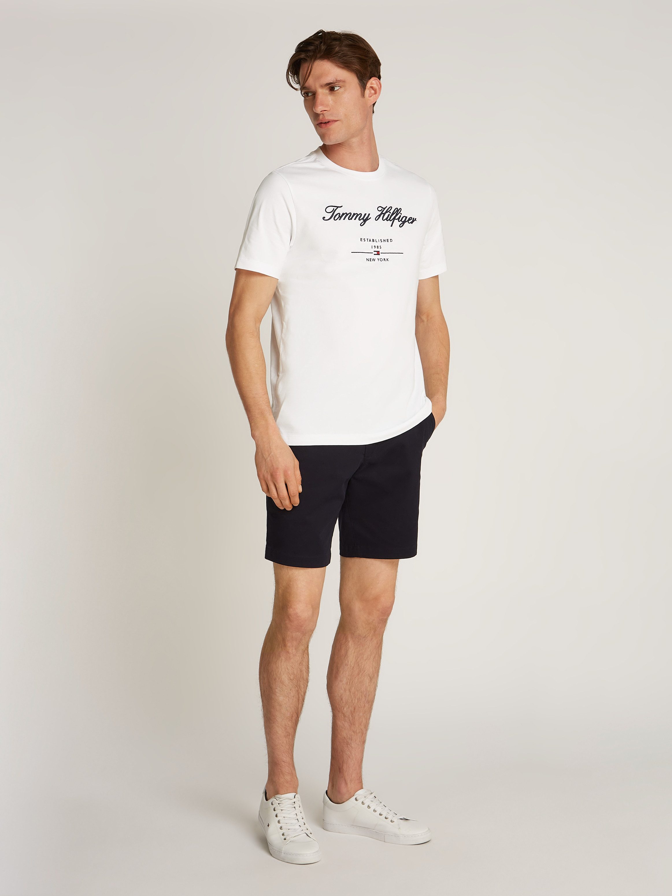 Tommy Hilfiger T-shirt SCRIPT LOGO TEE met opgestikt logo
