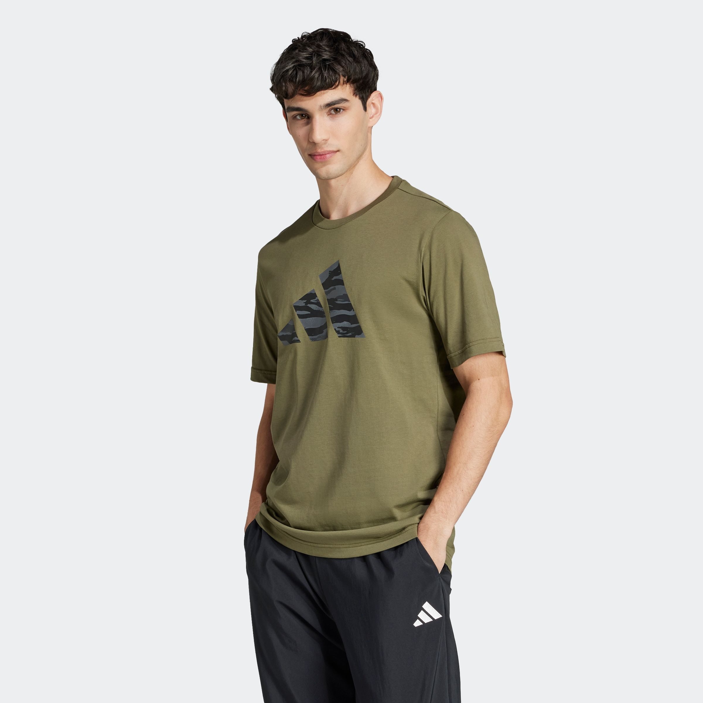 adidas Sportswear T-shirt M C CAMO LOGO T