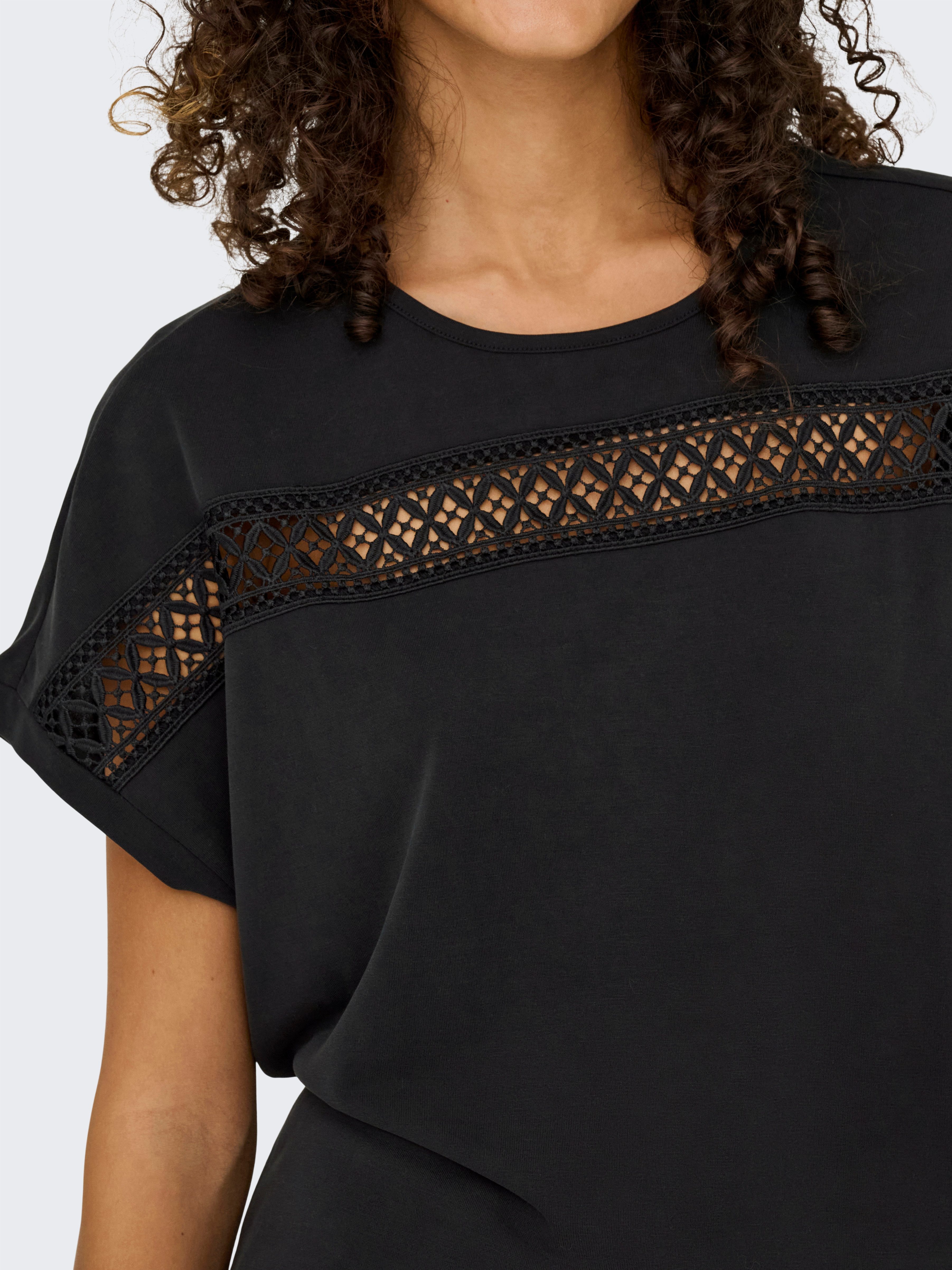 Only Shirt met korte mouwen ONLFREE LIFE S/S LACE PANEL TOP JRS