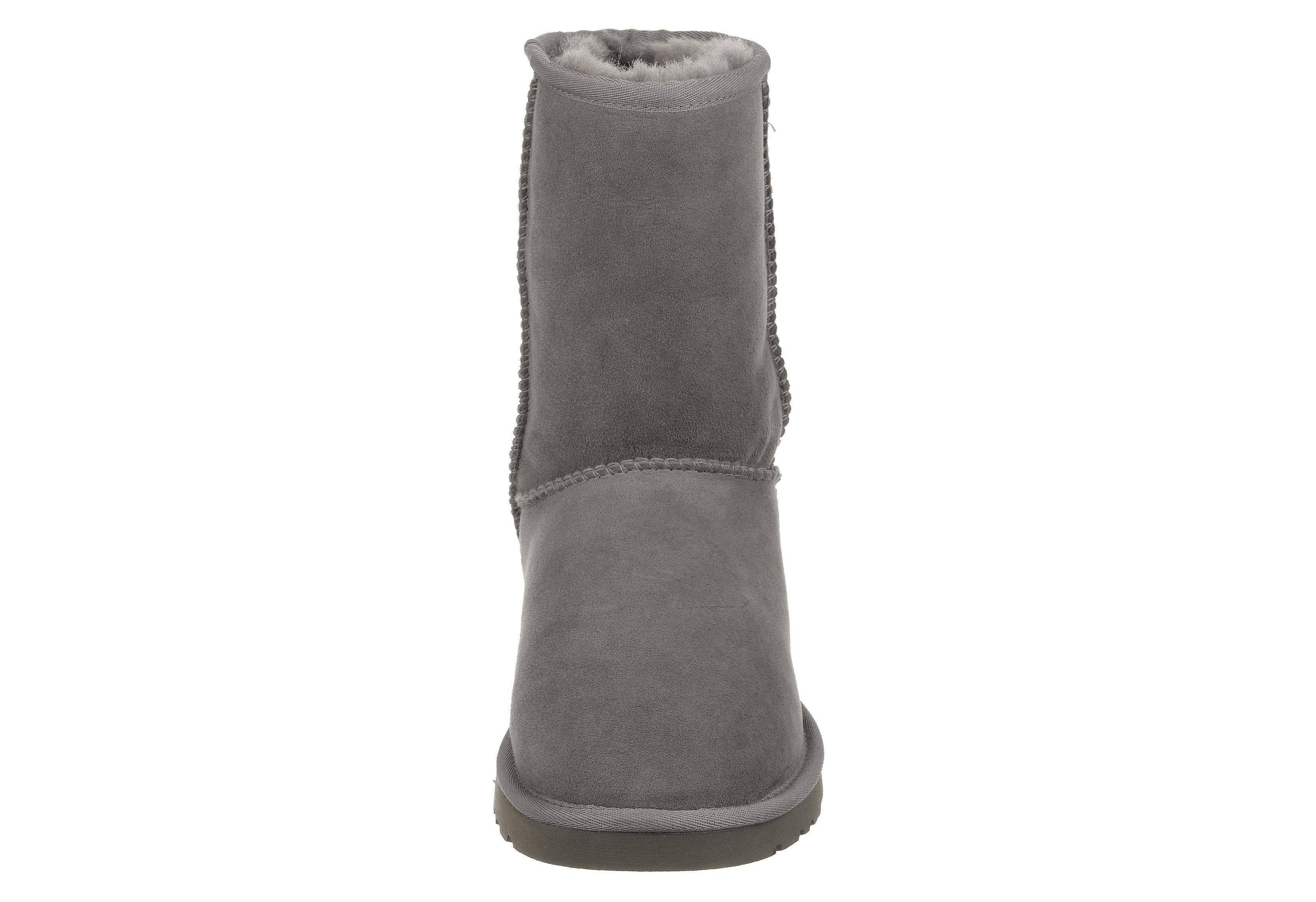 UGG Winterlaarzen Classic Short 2 laarzen, instap laarzen in klassiek ontwerp
