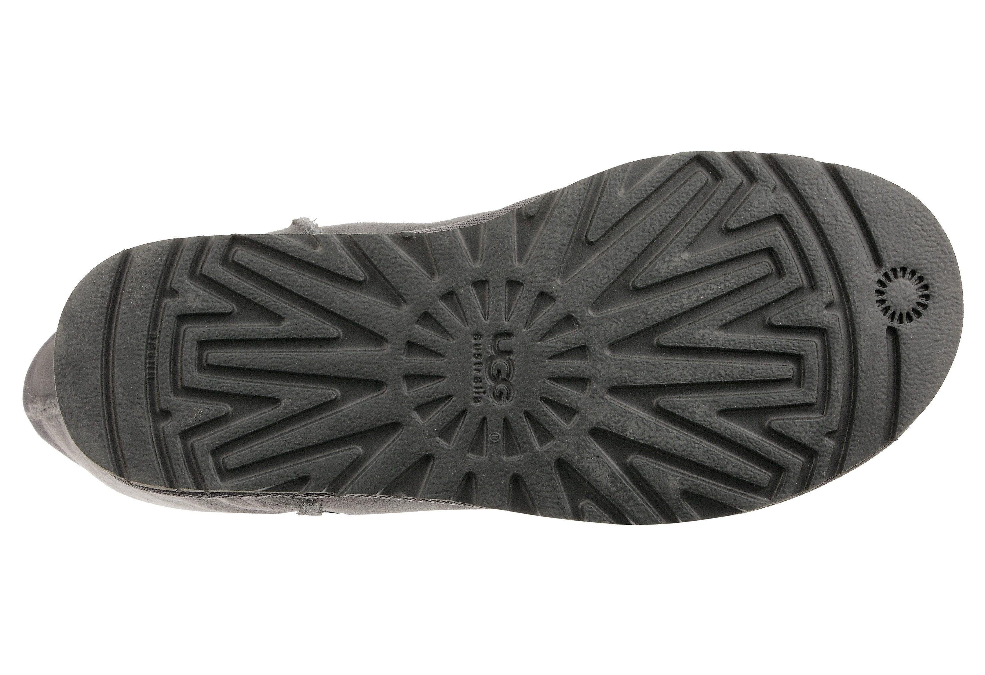 UGG Winterlaarzen Classic Short 2 laarzen, instap laarzen in klassiek ontwerp