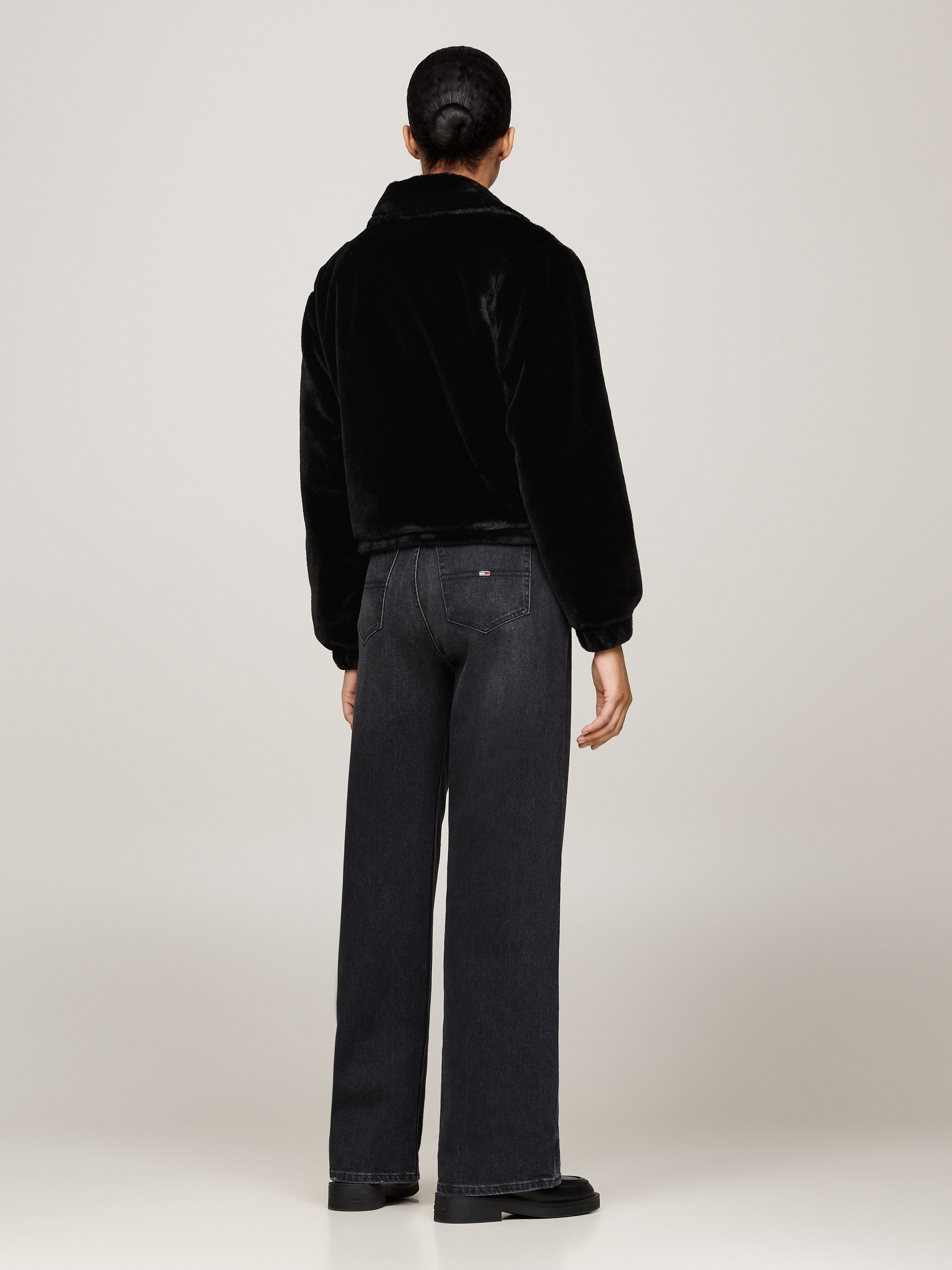 TOMMY JEANS Kort jack in zacht design
