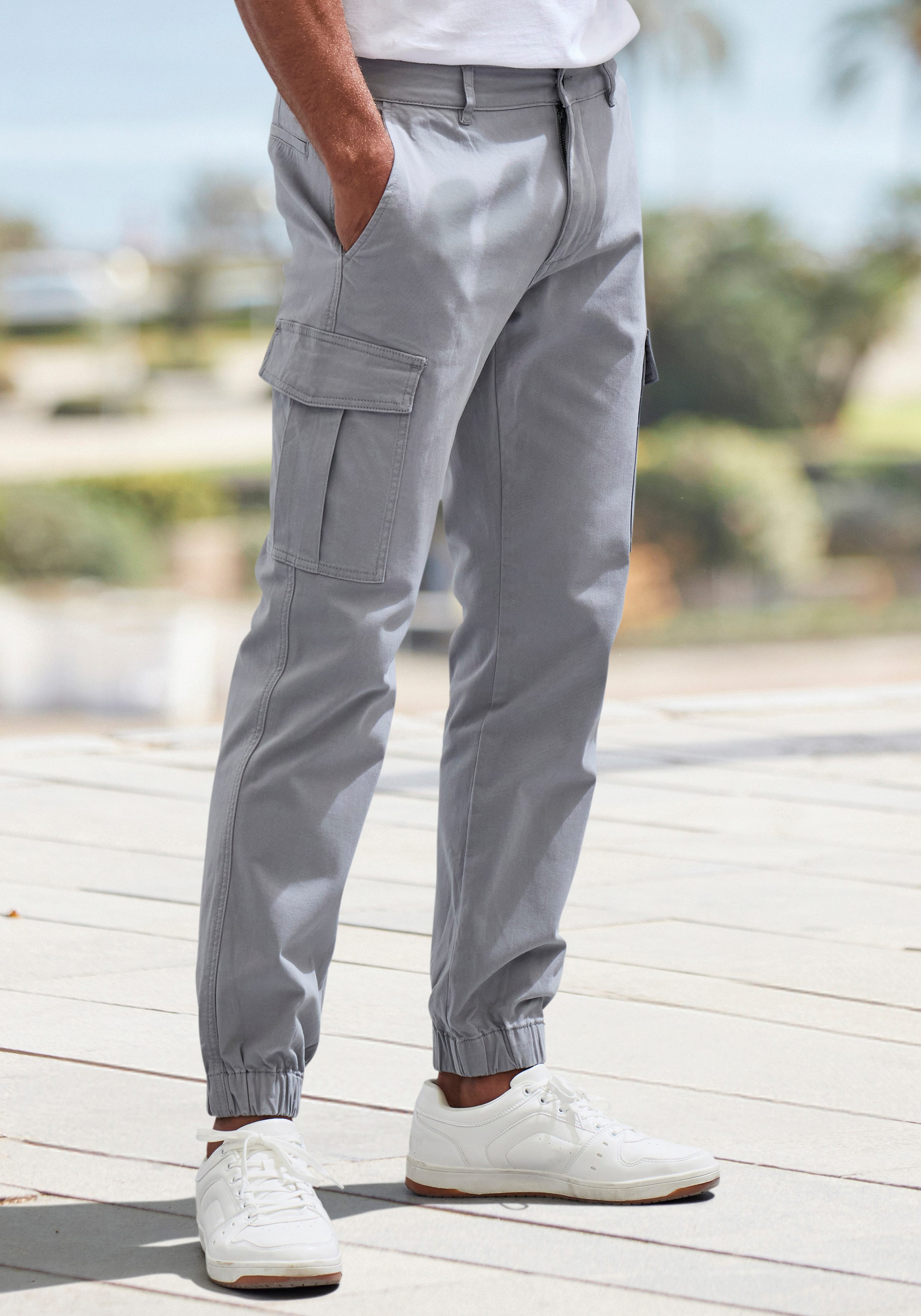AUTHENTIC LE JOGGER Cargobroek met normale taillehoogte van elastische katoenkwaliteit
