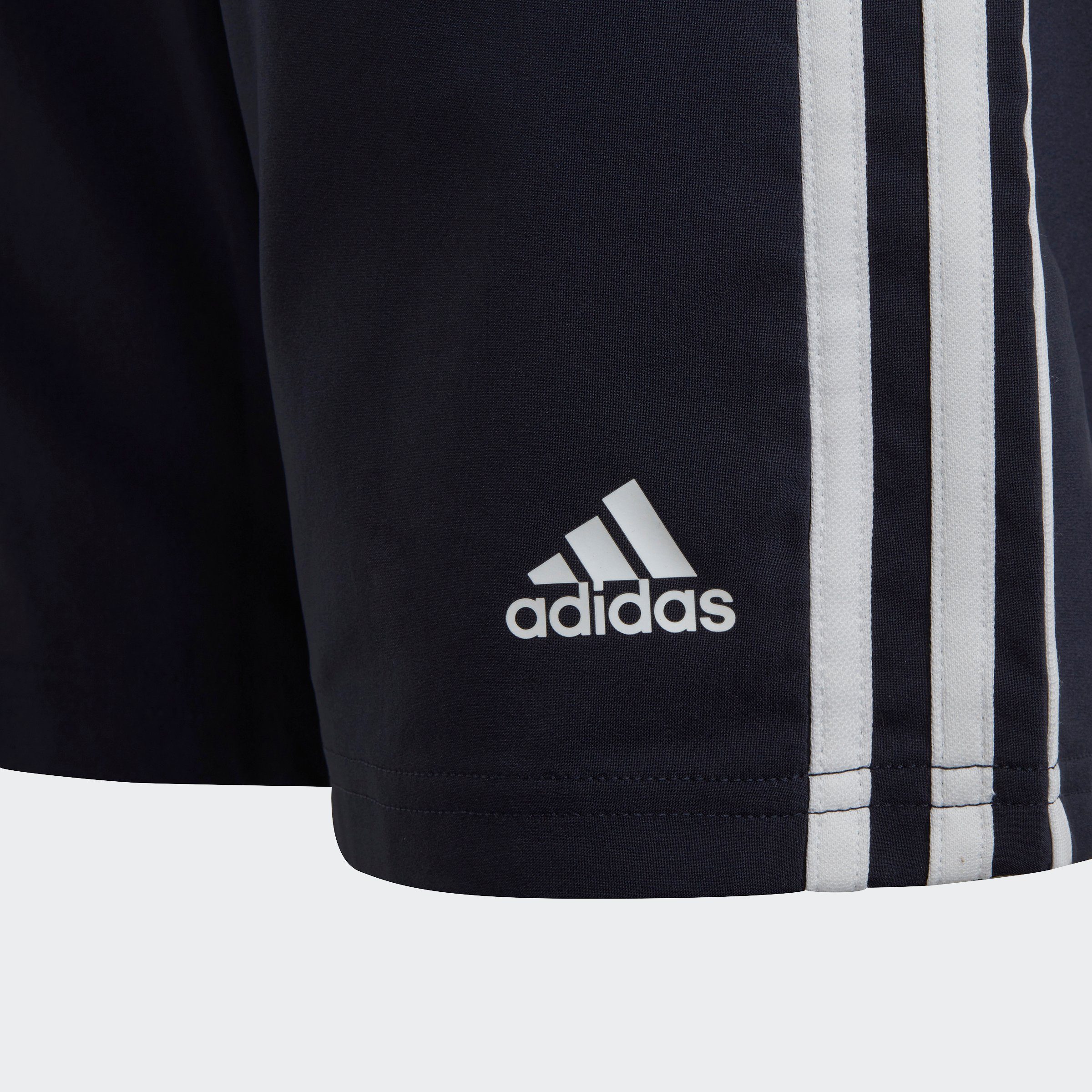 adidas Sportswear Short ESSENTIALS 3-STRIPES WOVEN (1-delig)