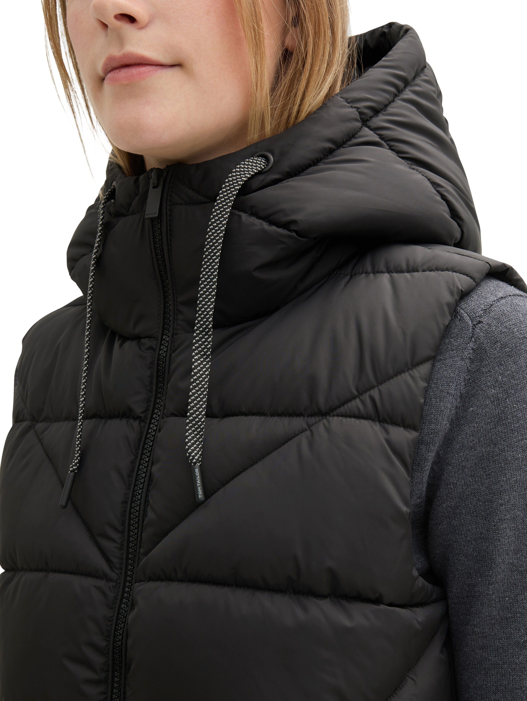 Tom Tailor Bodywarmer met een capuchon