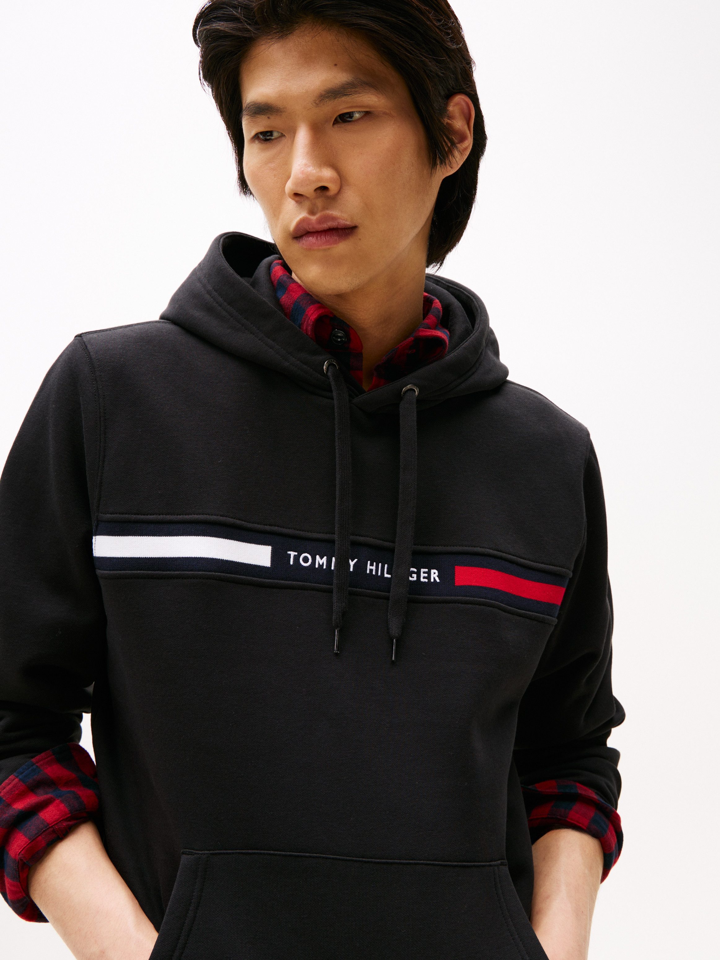 Tommy Hilfiger Hoodie HILFIGER CHEST INSERT HOODY met capuchon, kangoeroezak, logo-inscriptie