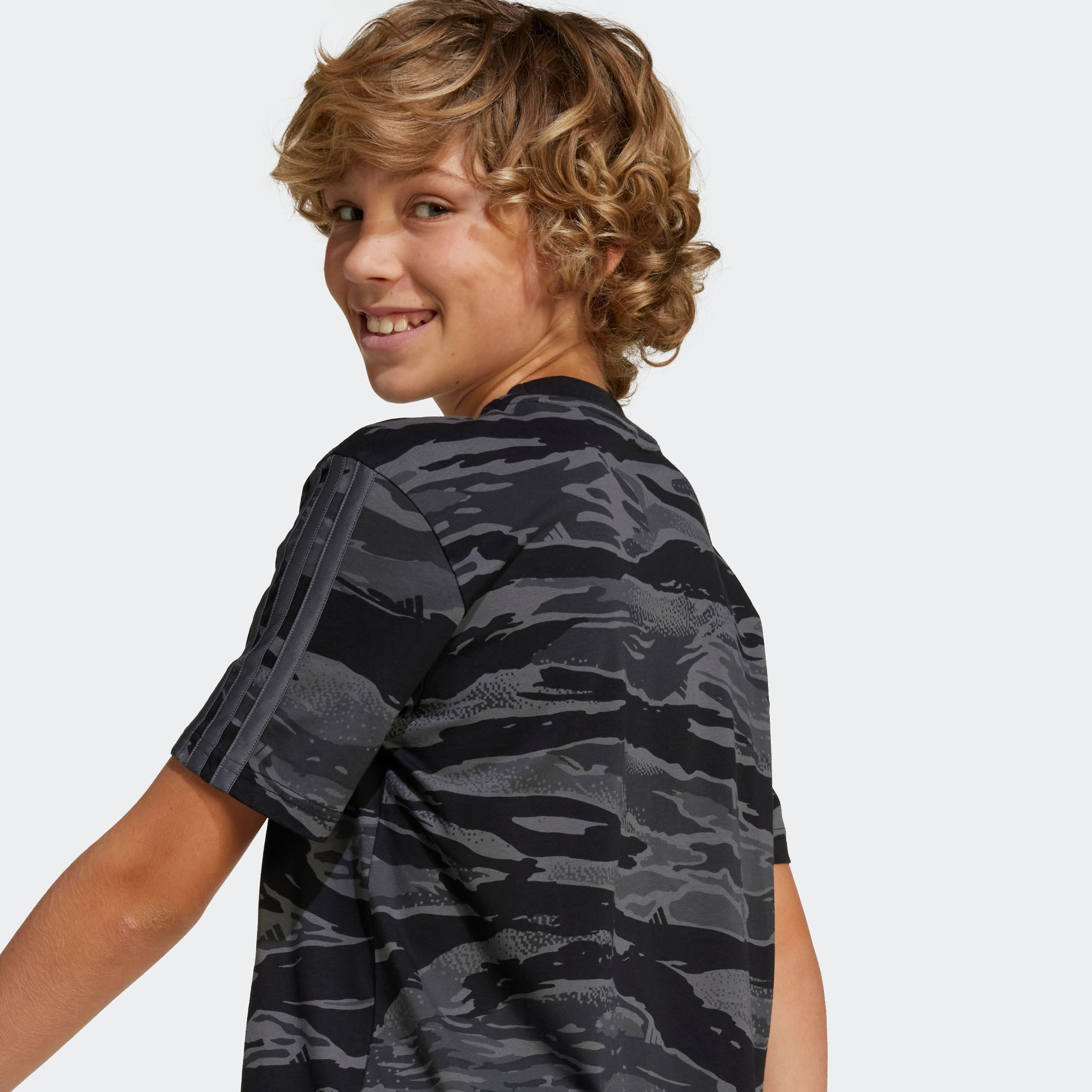 adidas Sportswear T-shirt J CAMO T