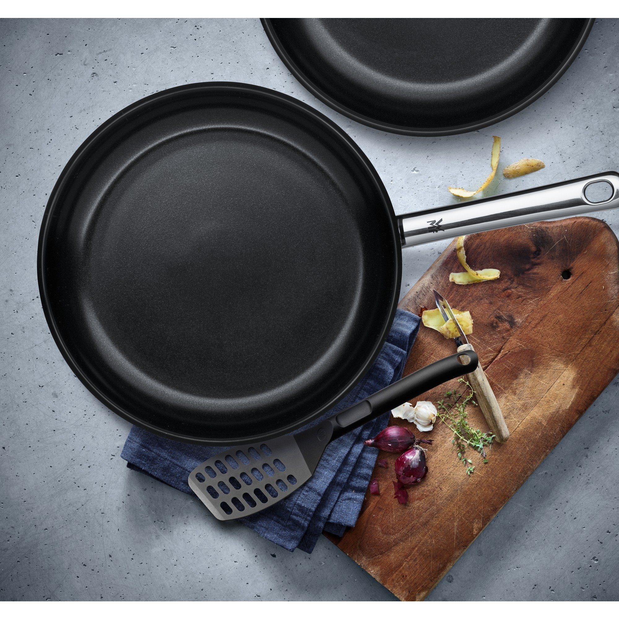 WMF Pannenset Devil met antiaanbaklaag en spatel, inductie (set, 3-delig)
