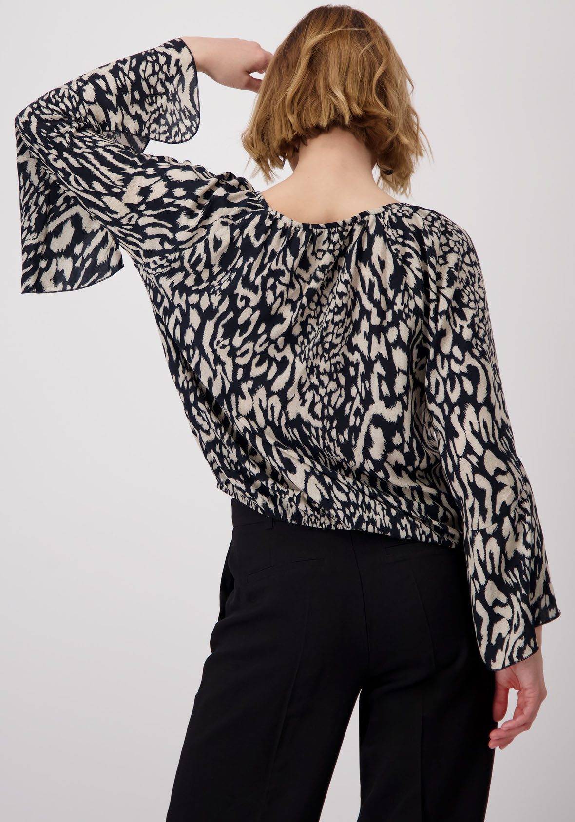 Monari Blouse zonder sluiting