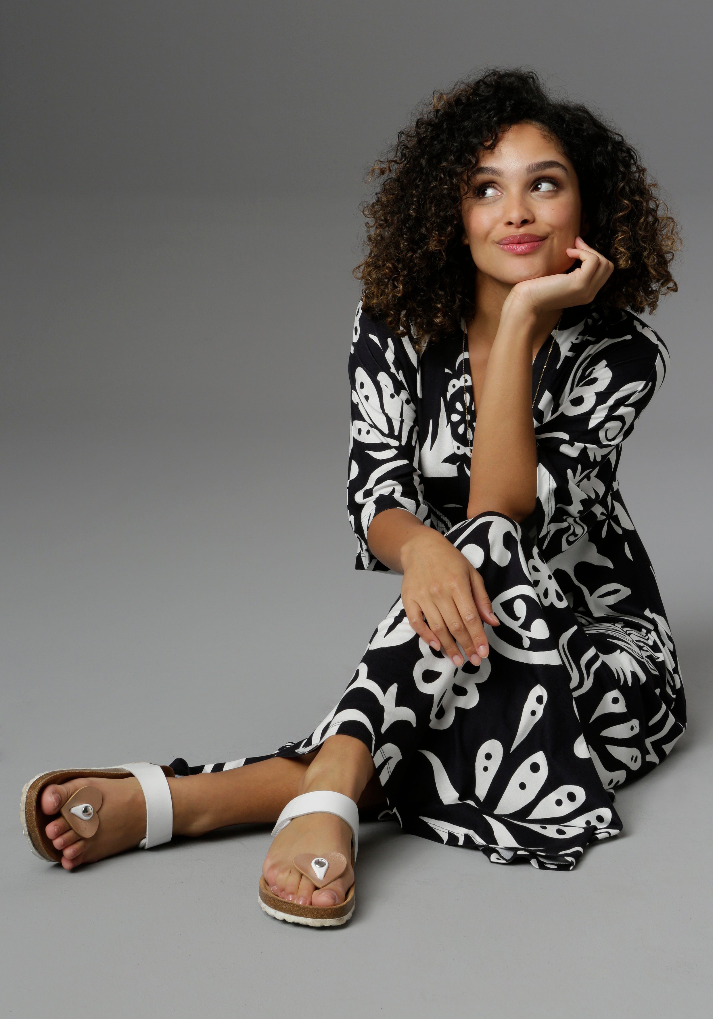 Aniston SELECTED Maxi-jurk met wijde 3/4-mouwen