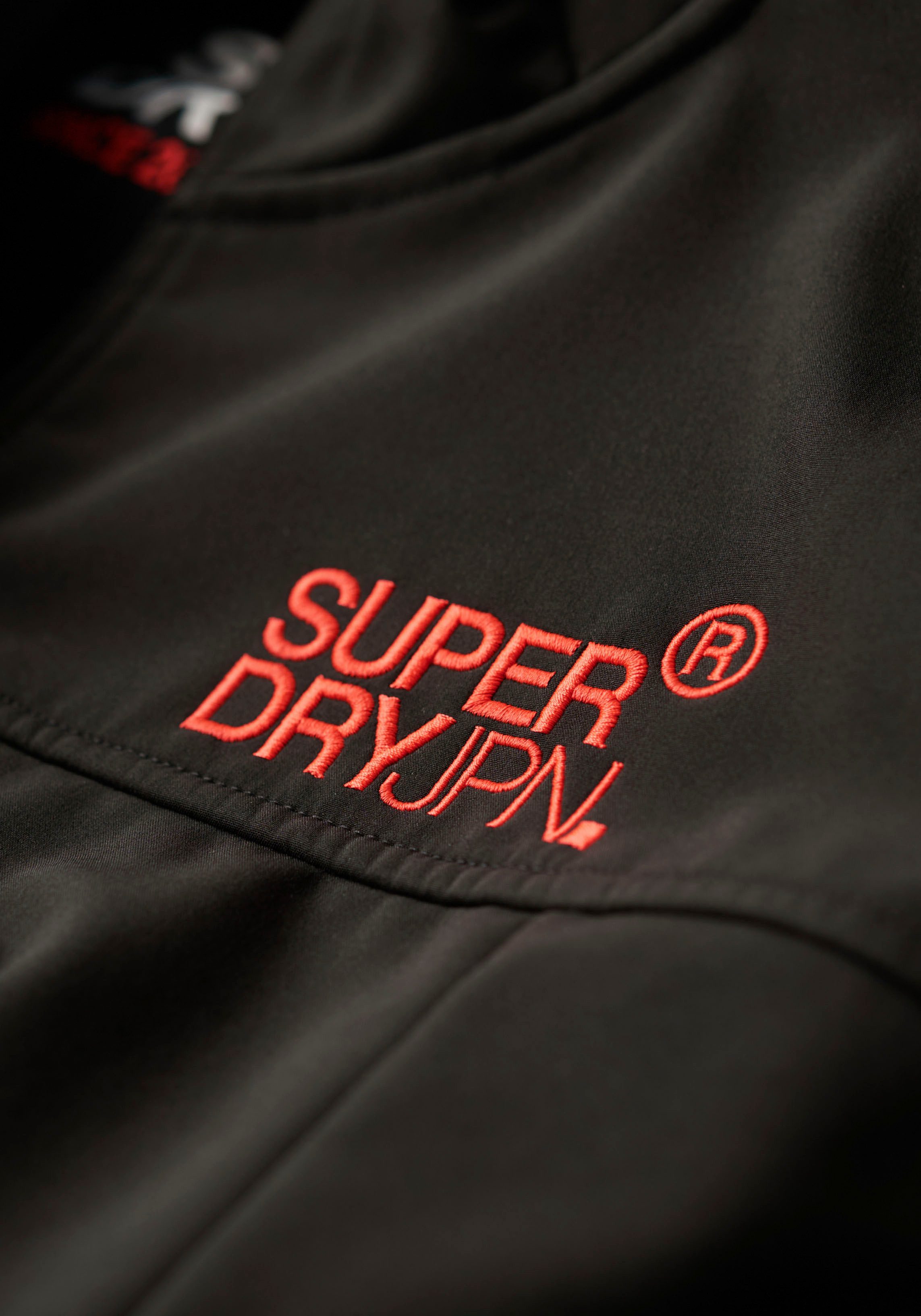 Superdry Outdoorjack HOODED SOFT SHELL TREKKER JKT