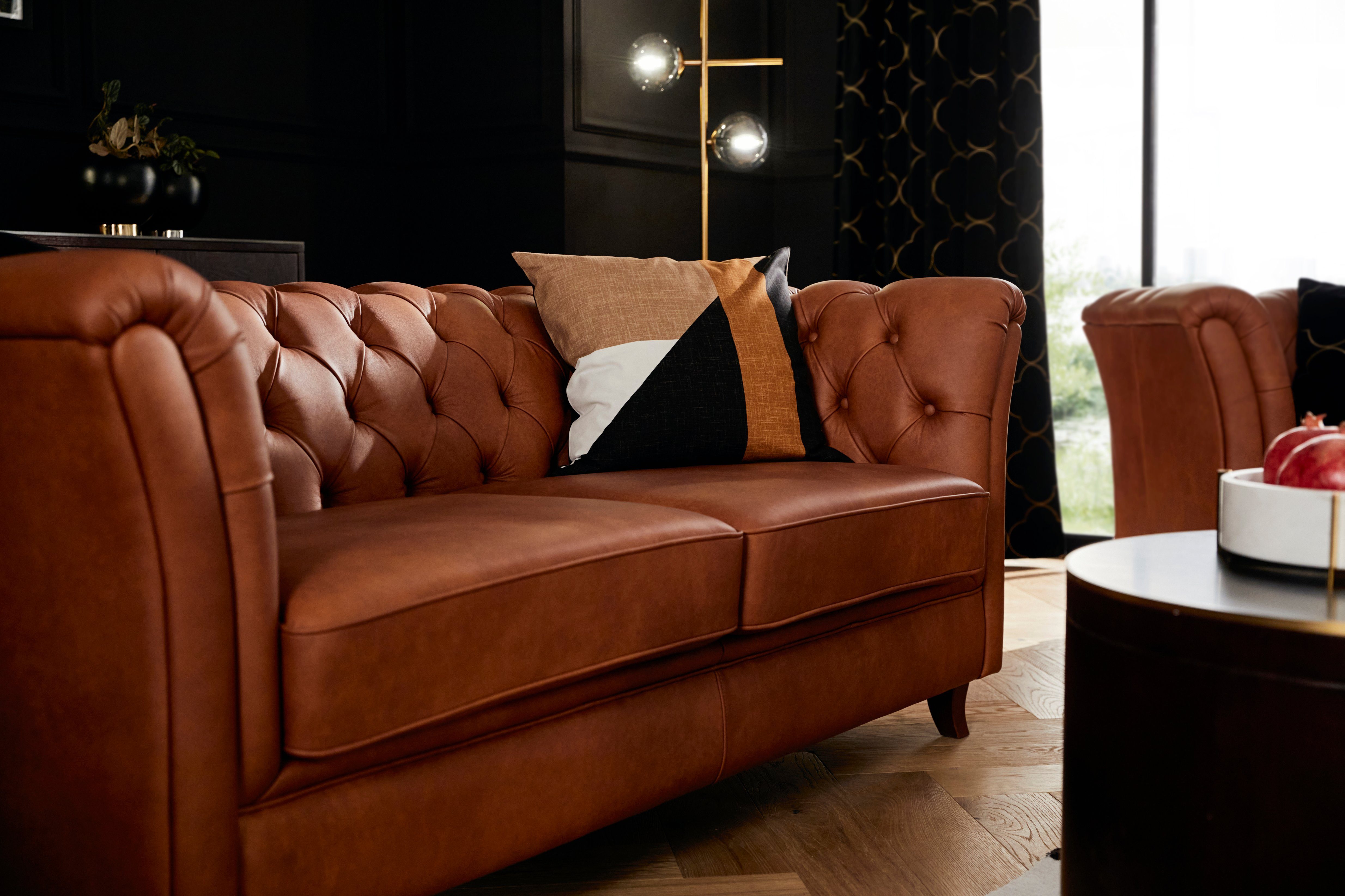 Home affaire Chesterfield-bank Reims met echte chesterfield-capitonnage, uitstekende verwerking