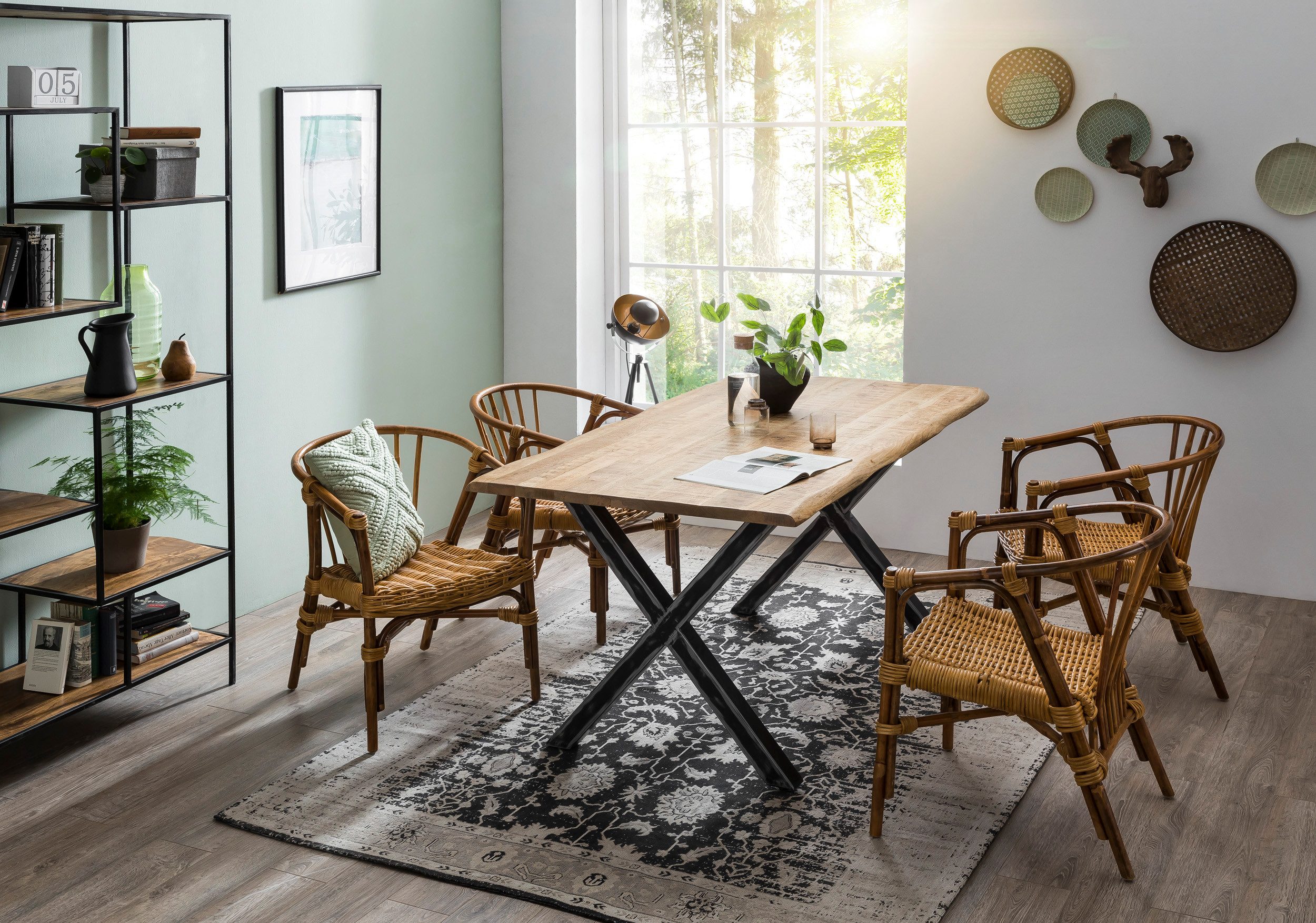SIT Eettafel met boomrand alsof gegroeid