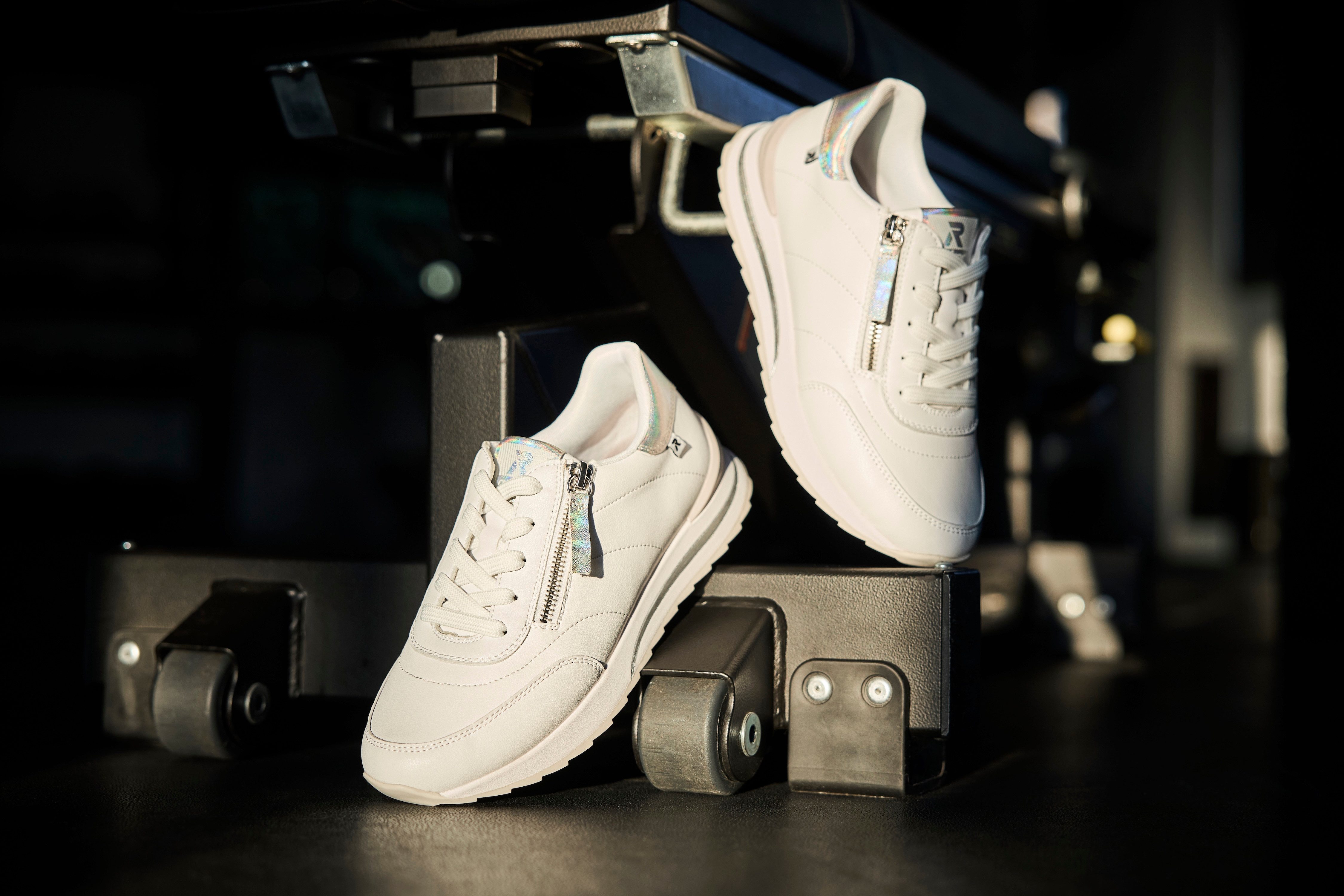 RIEKER Sport Plateausneakers , vrijetijdsschoen, lage schoen, veterschoen in smalle vorm