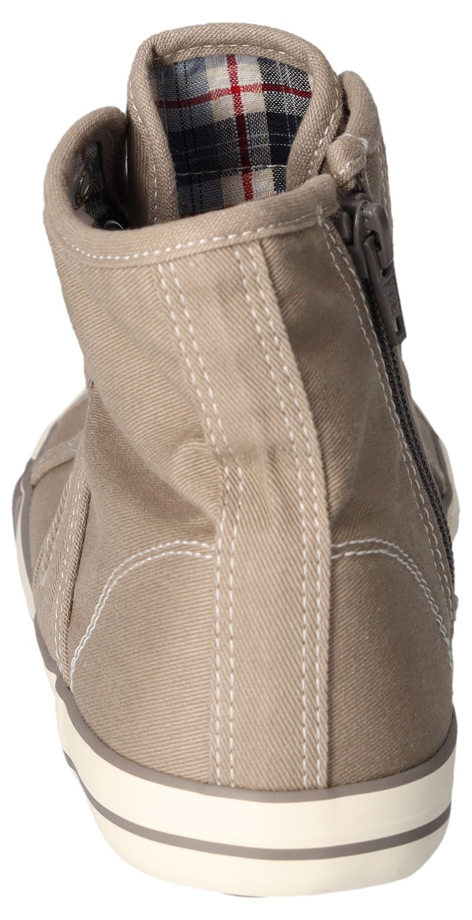 Mustang Shoes Sneakers high top-sneaker, veterschoen met label in de loopzool