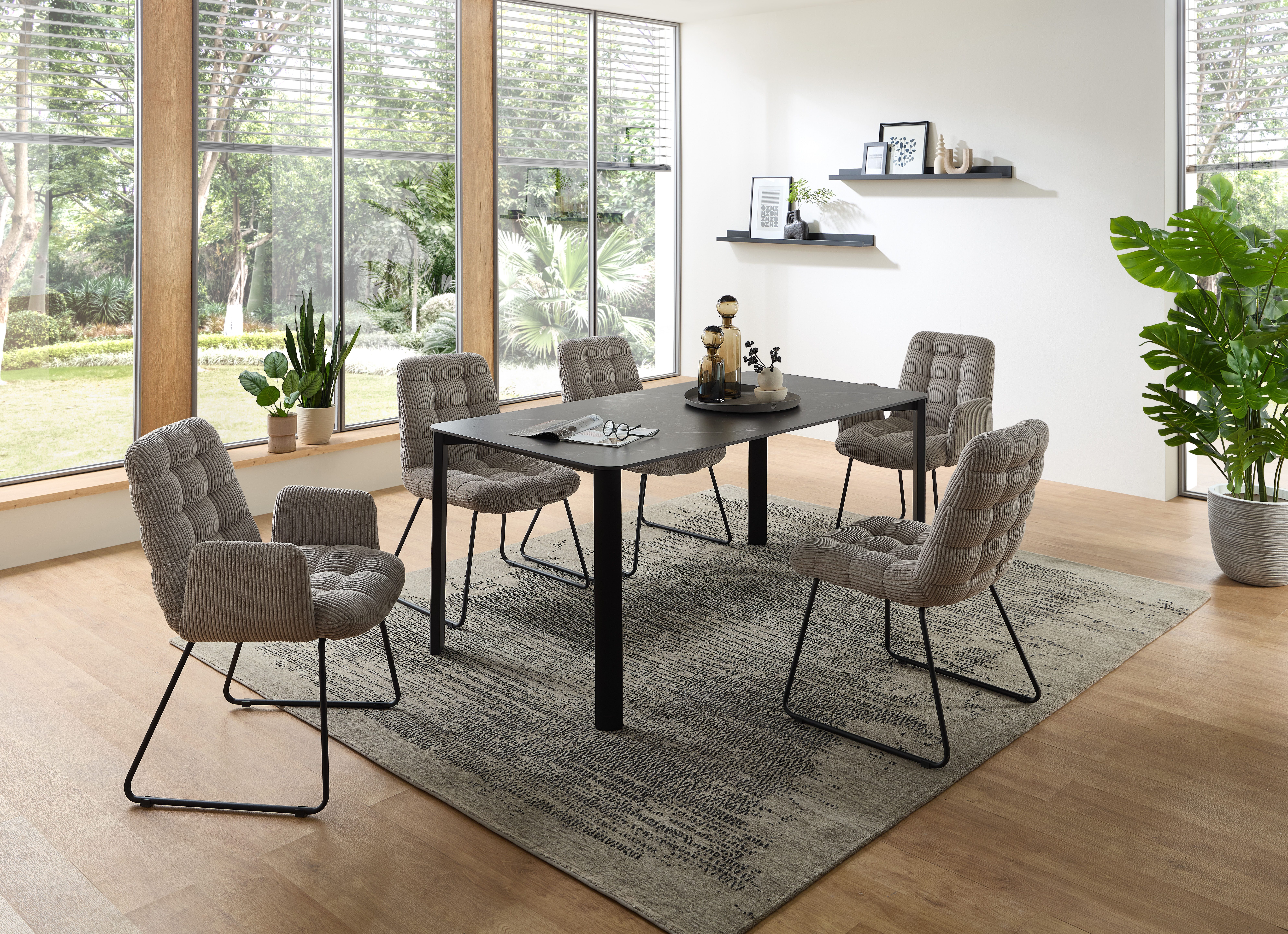 Stolkom Eettafel Lenni eettafel keramiek, zwart gemarmerd BxHxD 180x76x90 cm Keramische oppervlakte zwart gemarmerd, metalen frame mat zwart