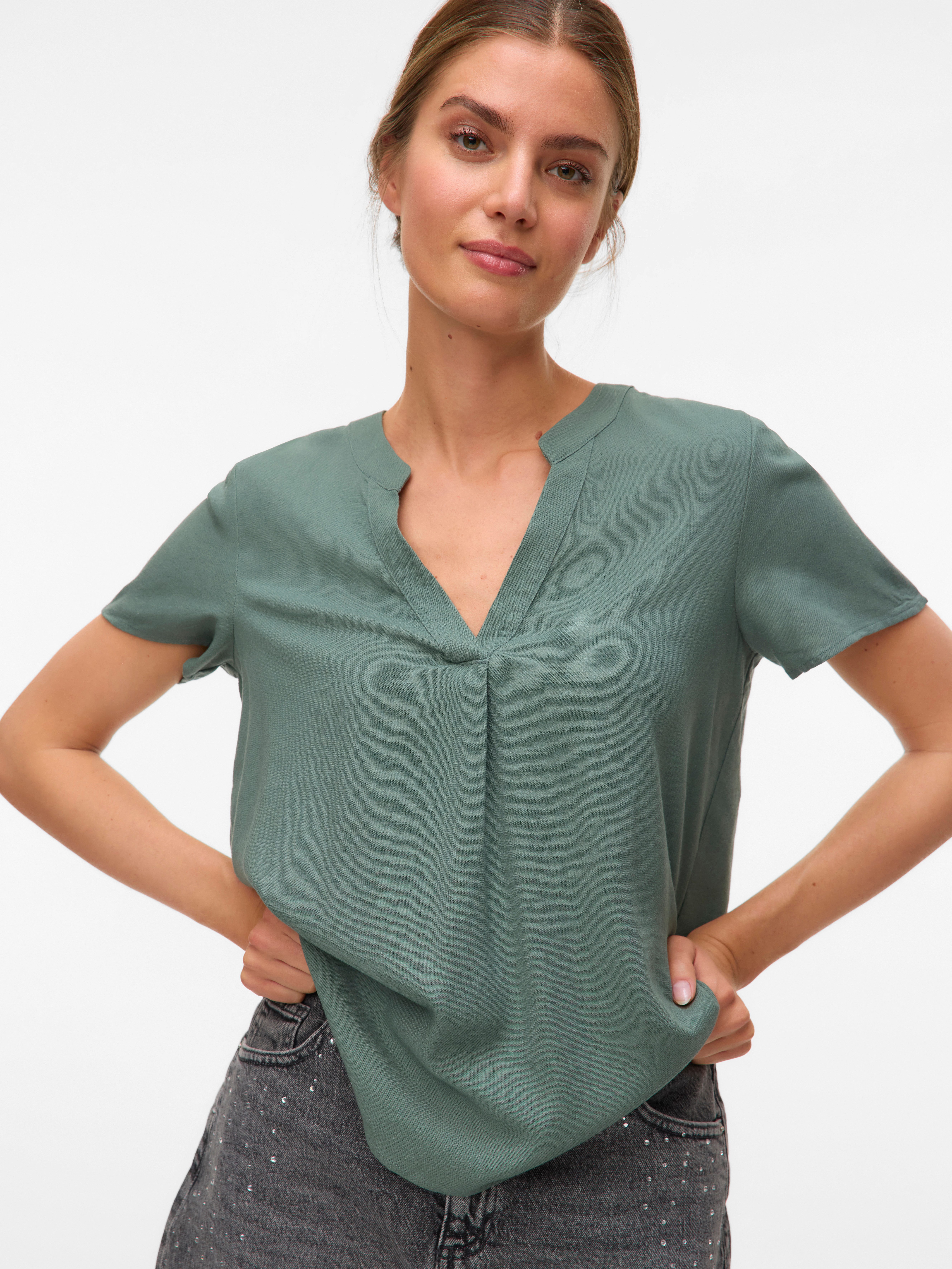 Vero Moda Shirt VMMYMILO SS V-NECK TOP WVN GA