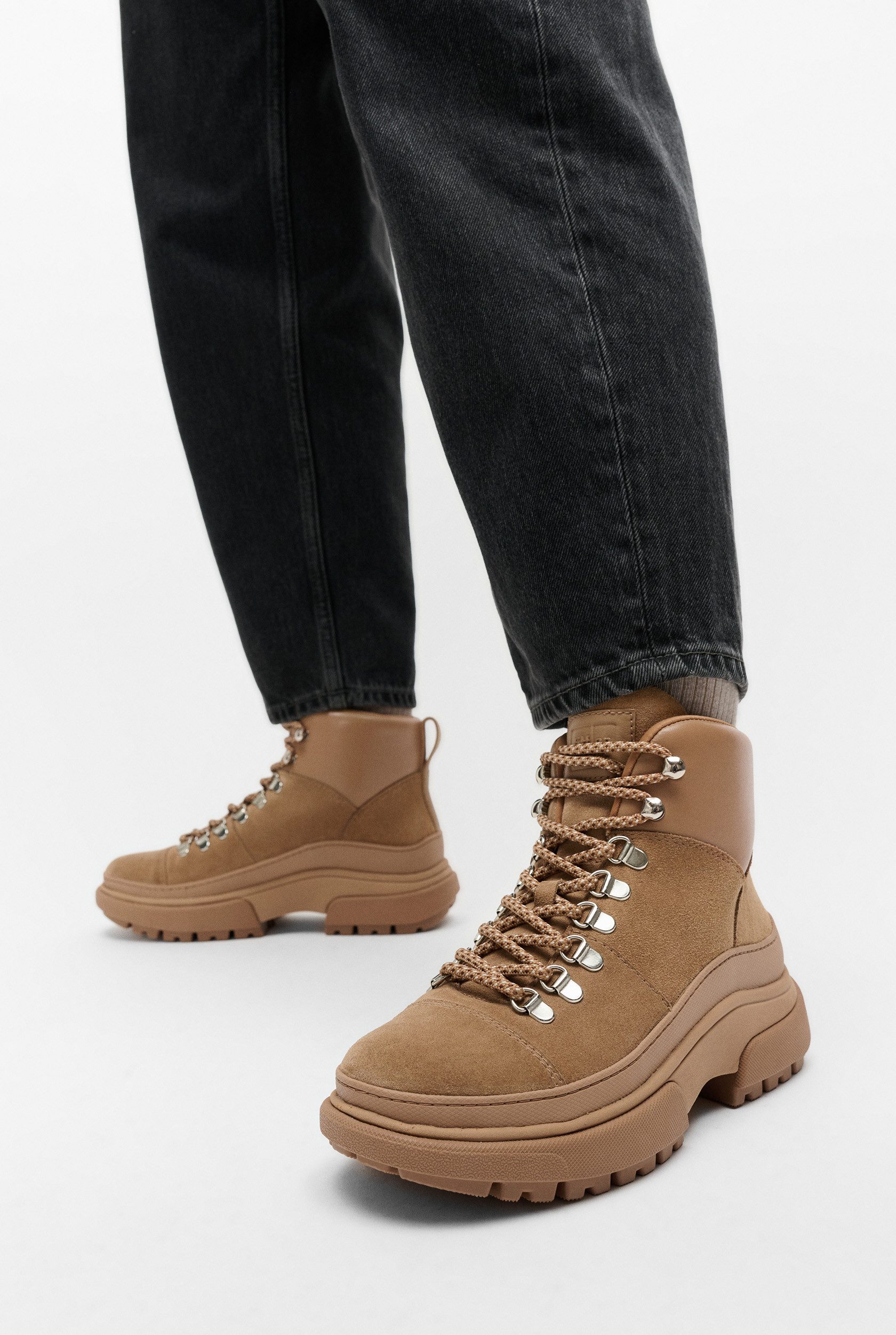 Fitflop Veterschoenen WYLDER SUEDE HIKER-LACE BOOTS Trekking boots, veterschoenen met robuuste plateauzool