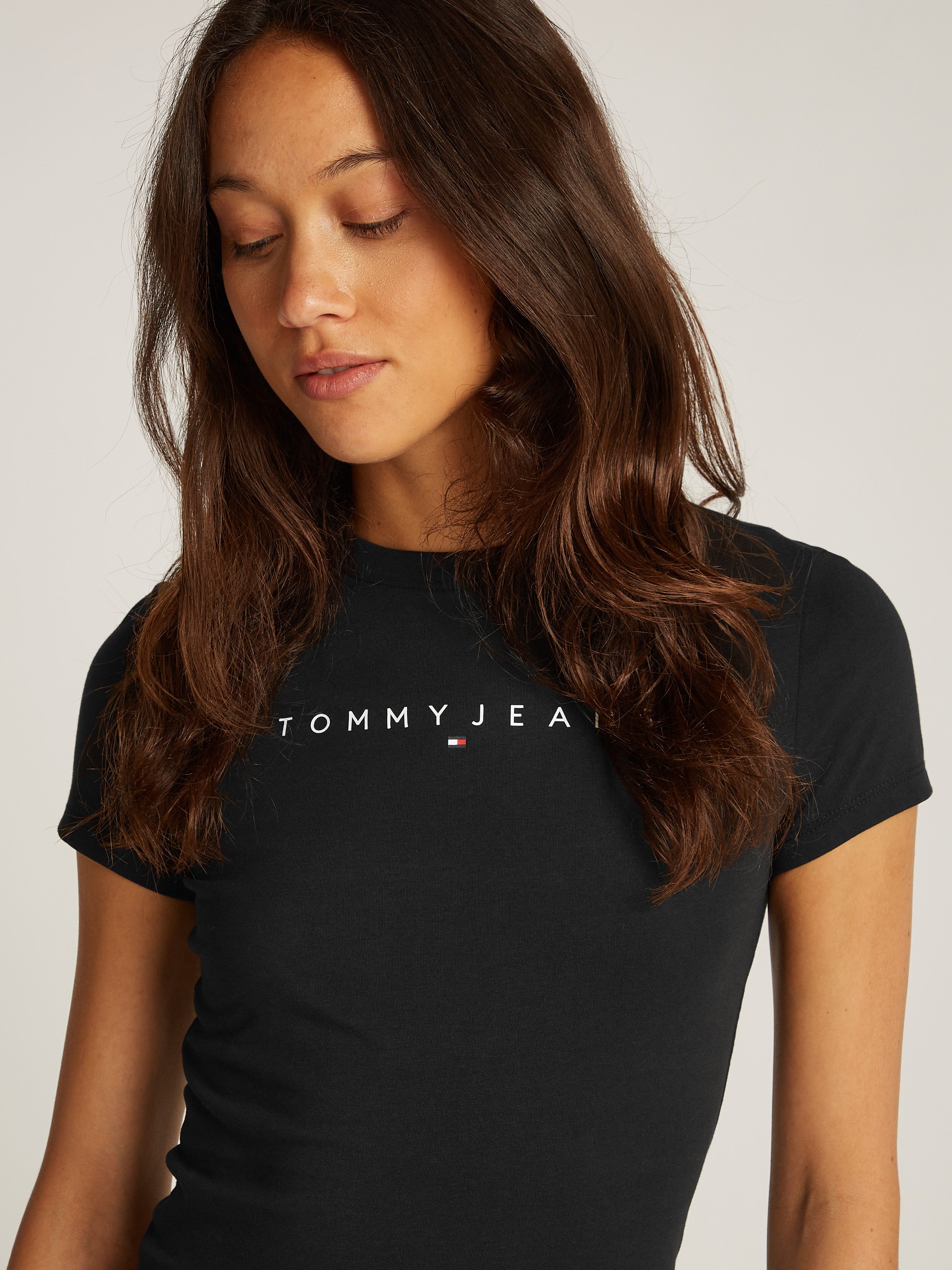 Tommy Jeans Curve T-shirt TJW SLIM LINEAR TEE EXT