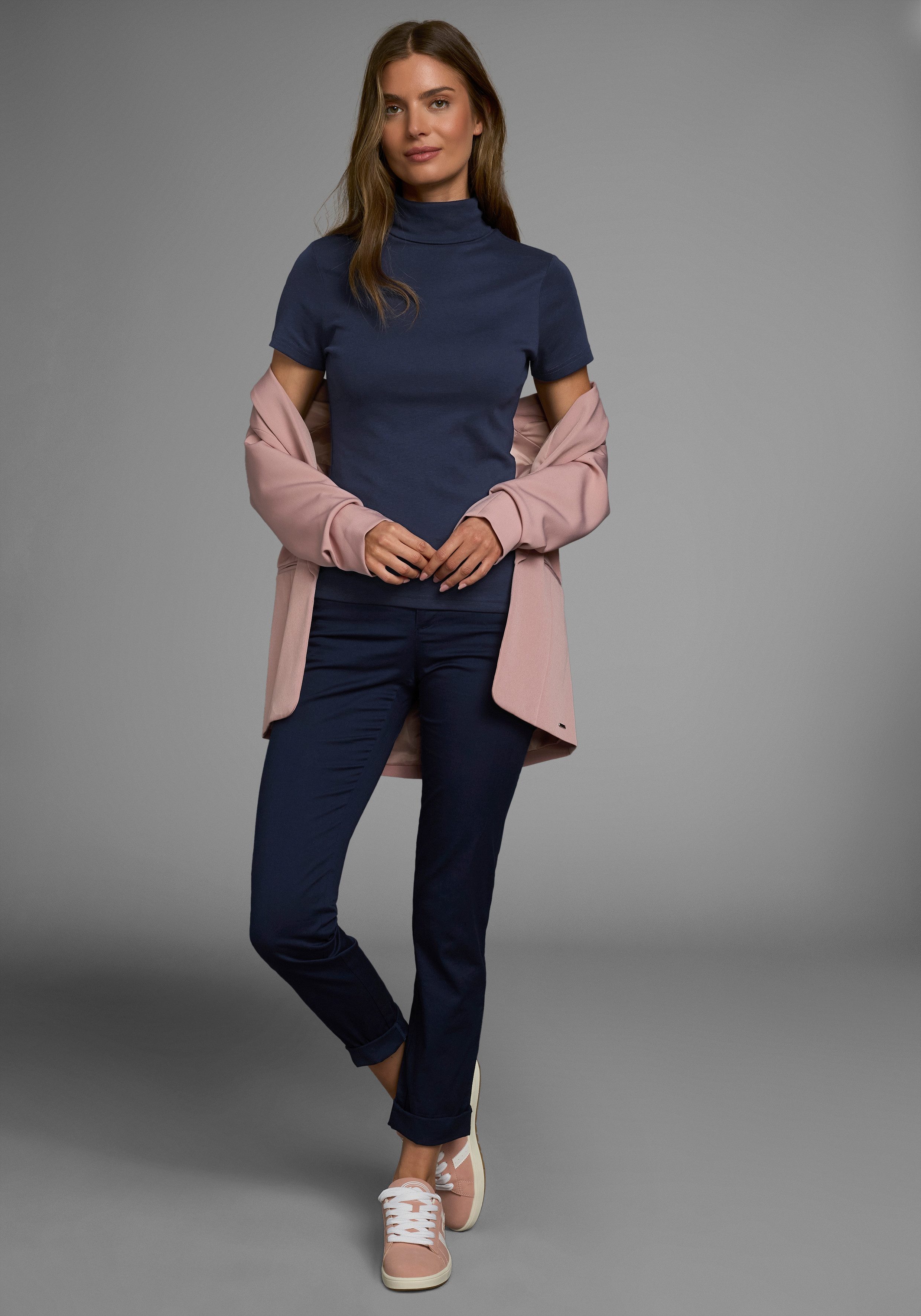 Flashlights Colshirt figuurvolgend, basic stijl, rolkragen, van 100% katoen, elastisch