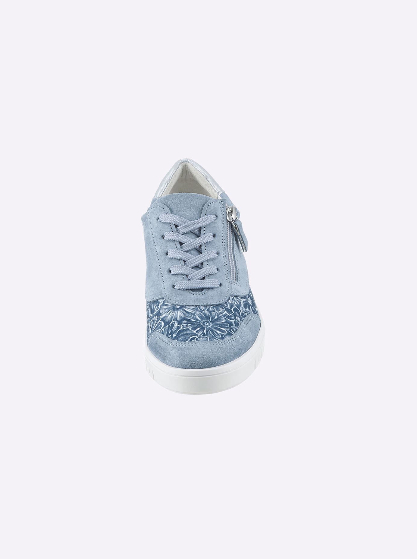 Casual Looks Sneakers