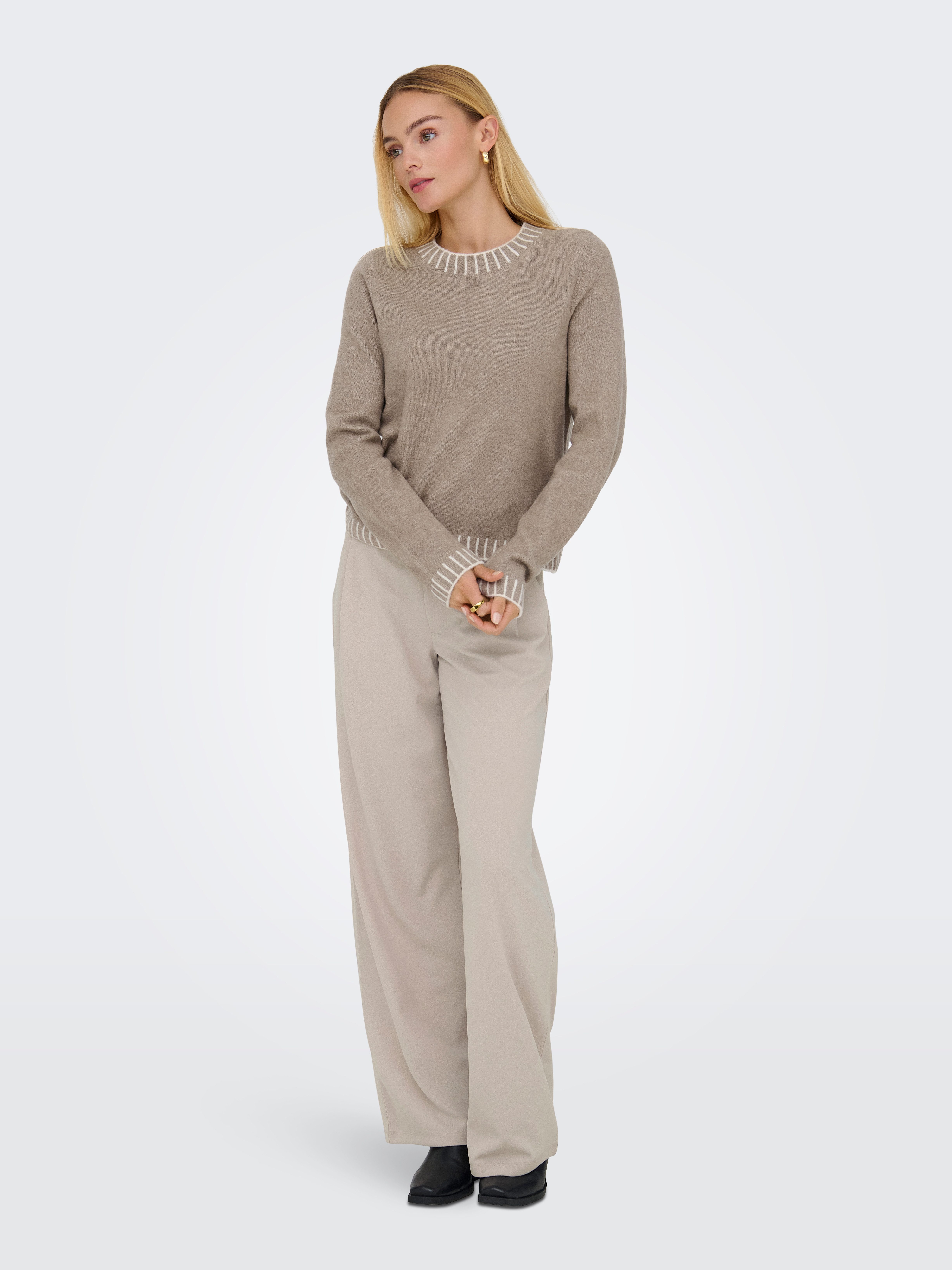 Only Gebreide trui ONLFINA LS STITCH O-NECK CC KNT