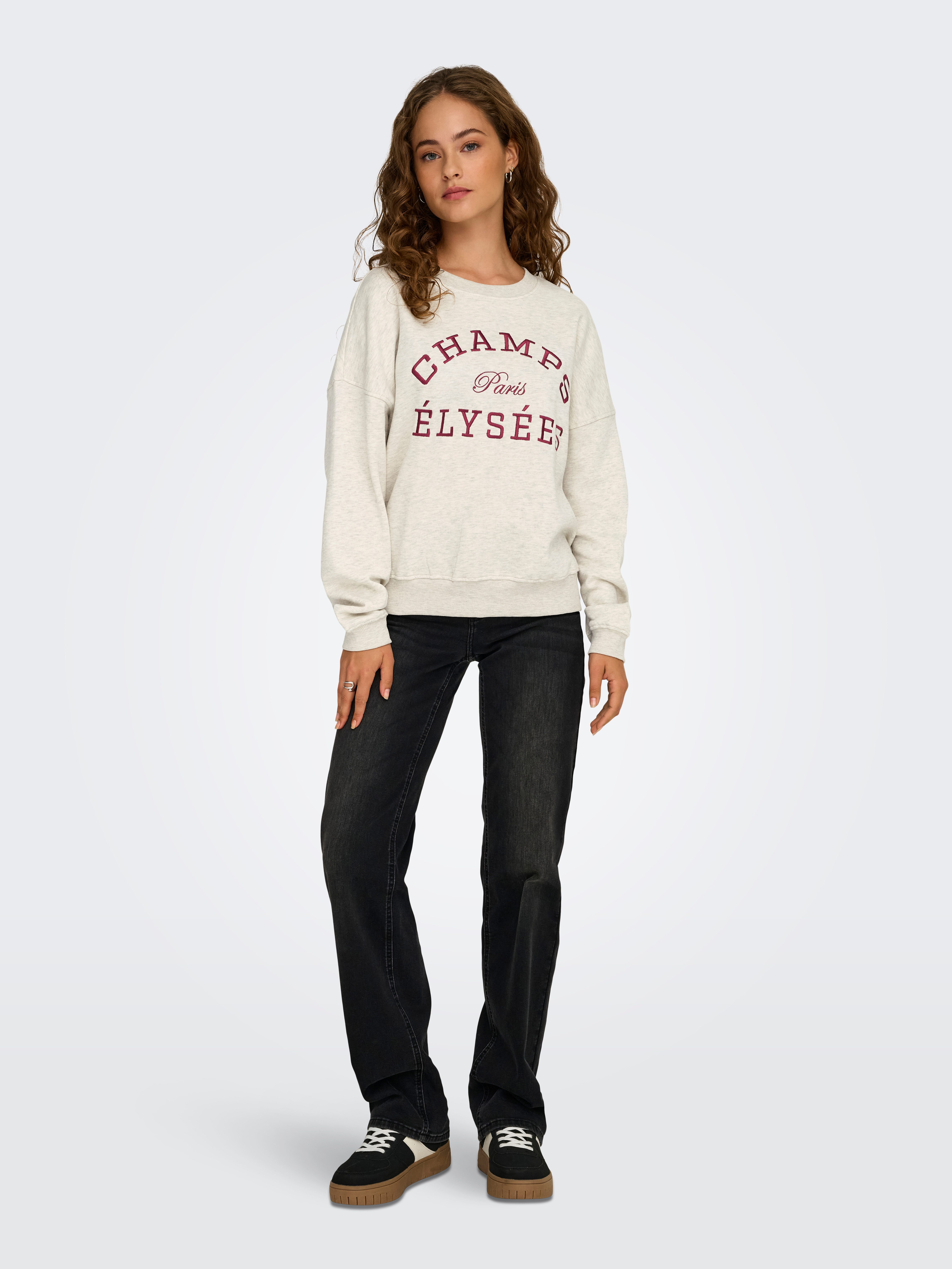 JDY Sweatshirt JDYMESA L/S O-NECK EMB SWEAT JRS NOOS