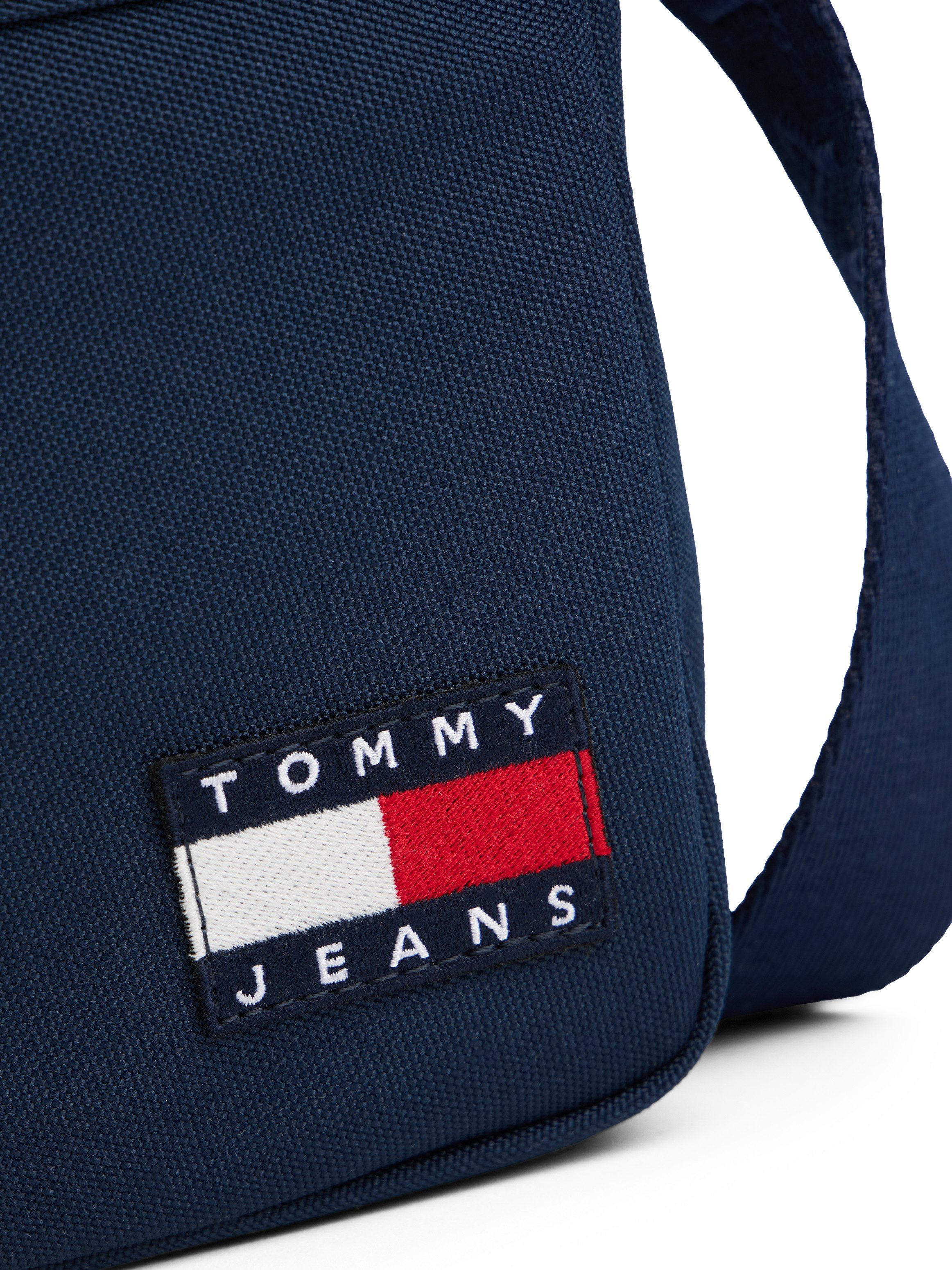 TOMMY JEANS Schoudertas TJM ESS DAILY REPORTER , men schoudertas, vrijetijdstas met tommy jeans vlaggen-embleem
