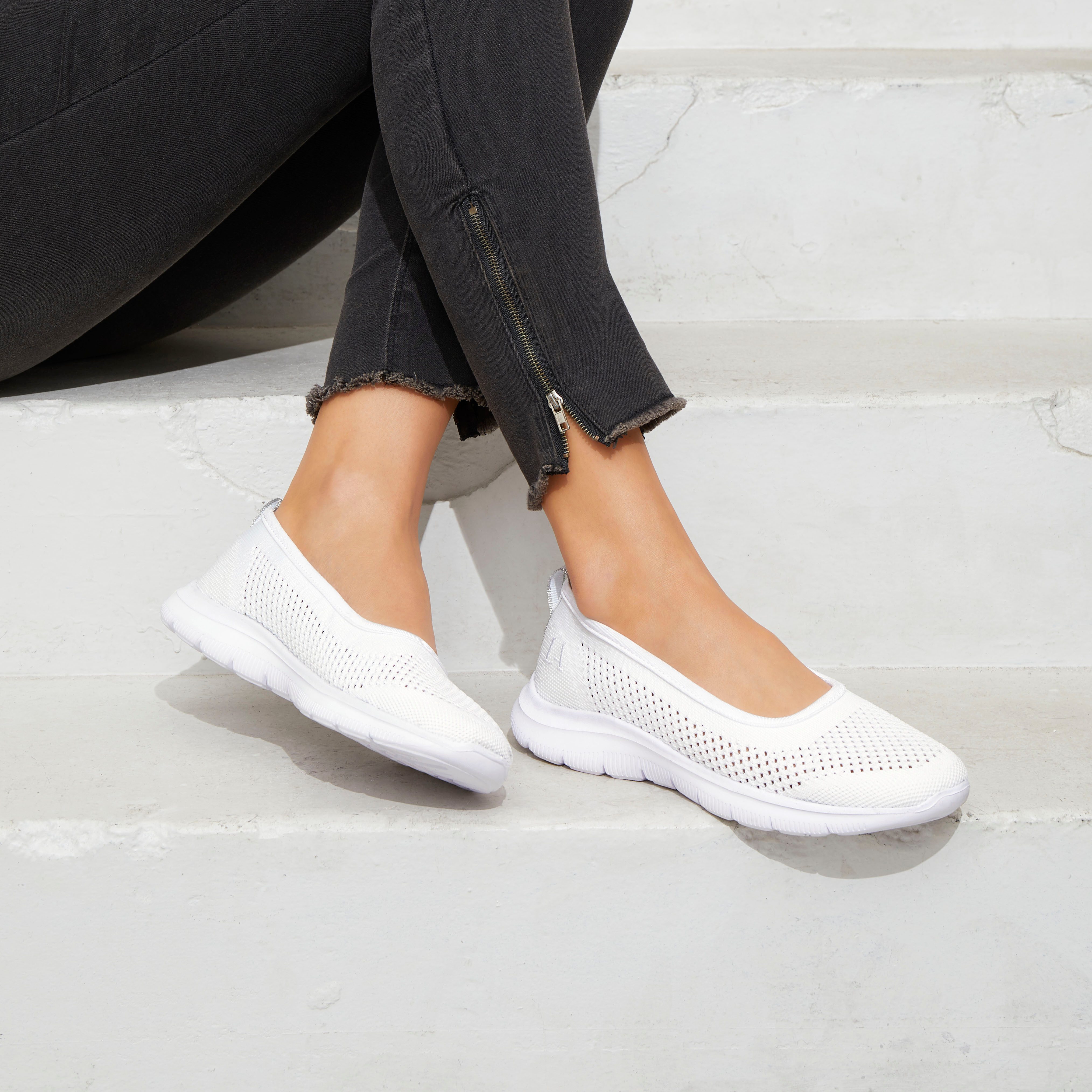Lascana Sneaker-ballerina’s ultralichte slipper, slip-on sneaker, vrijetijdsschoen vegan