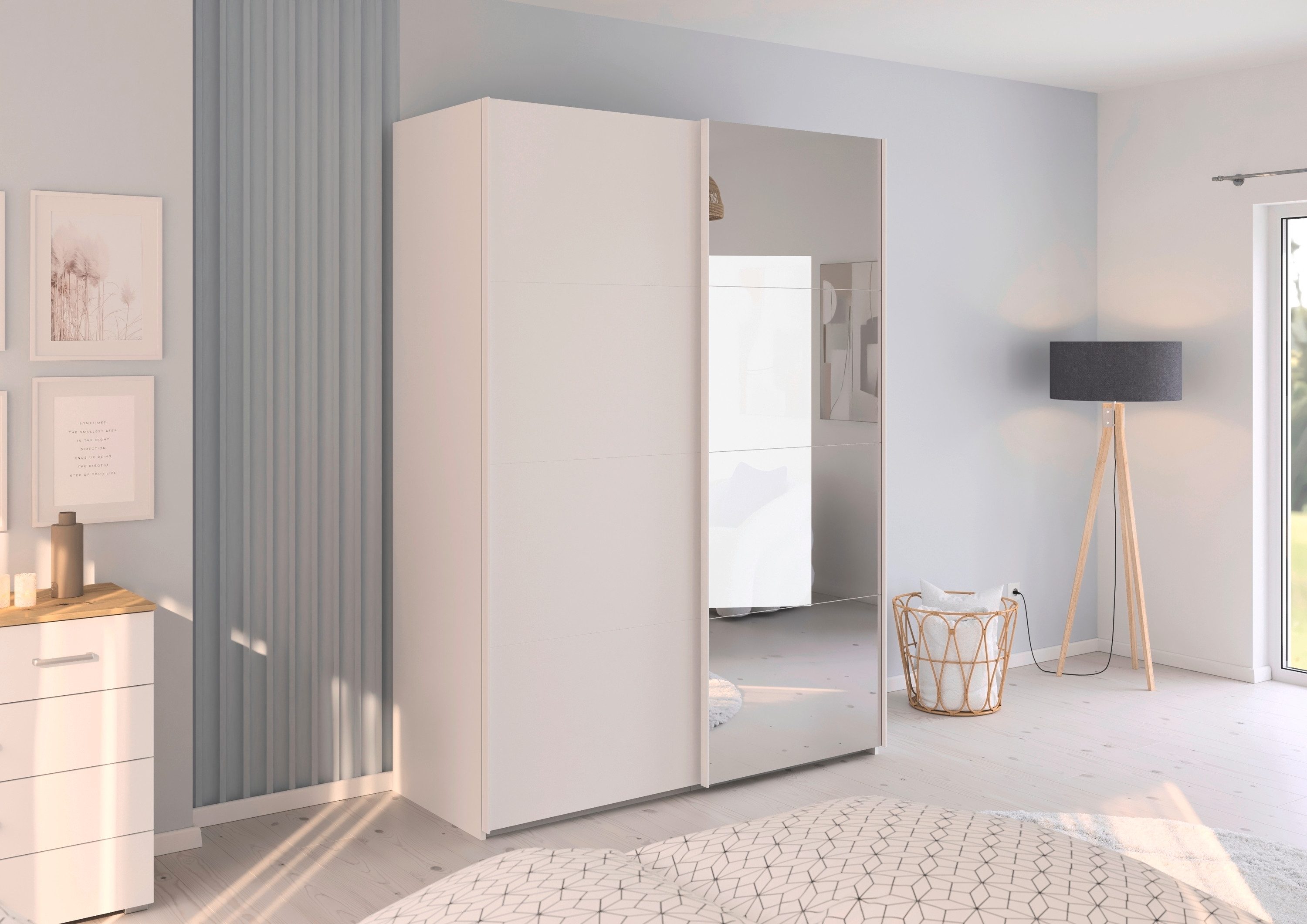 rauch Schuifdeurkast Kledingkast Kast Garderobe Slaapkamerkast EVELYN in elegante stijl met spiegel 5 breedtes veel opbergruimte made in germany