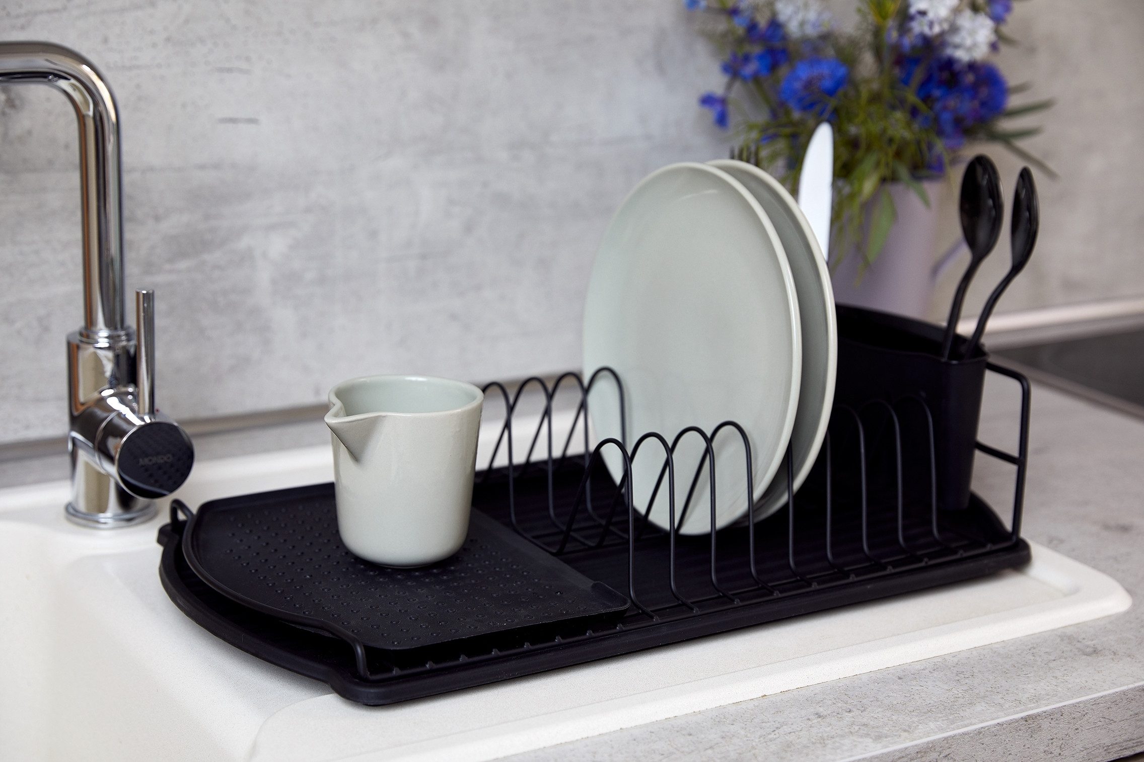 WENKO Droogrek Model Basic Afwasrek voor servies met bestekmand, metaal/kunststof (1-delig)