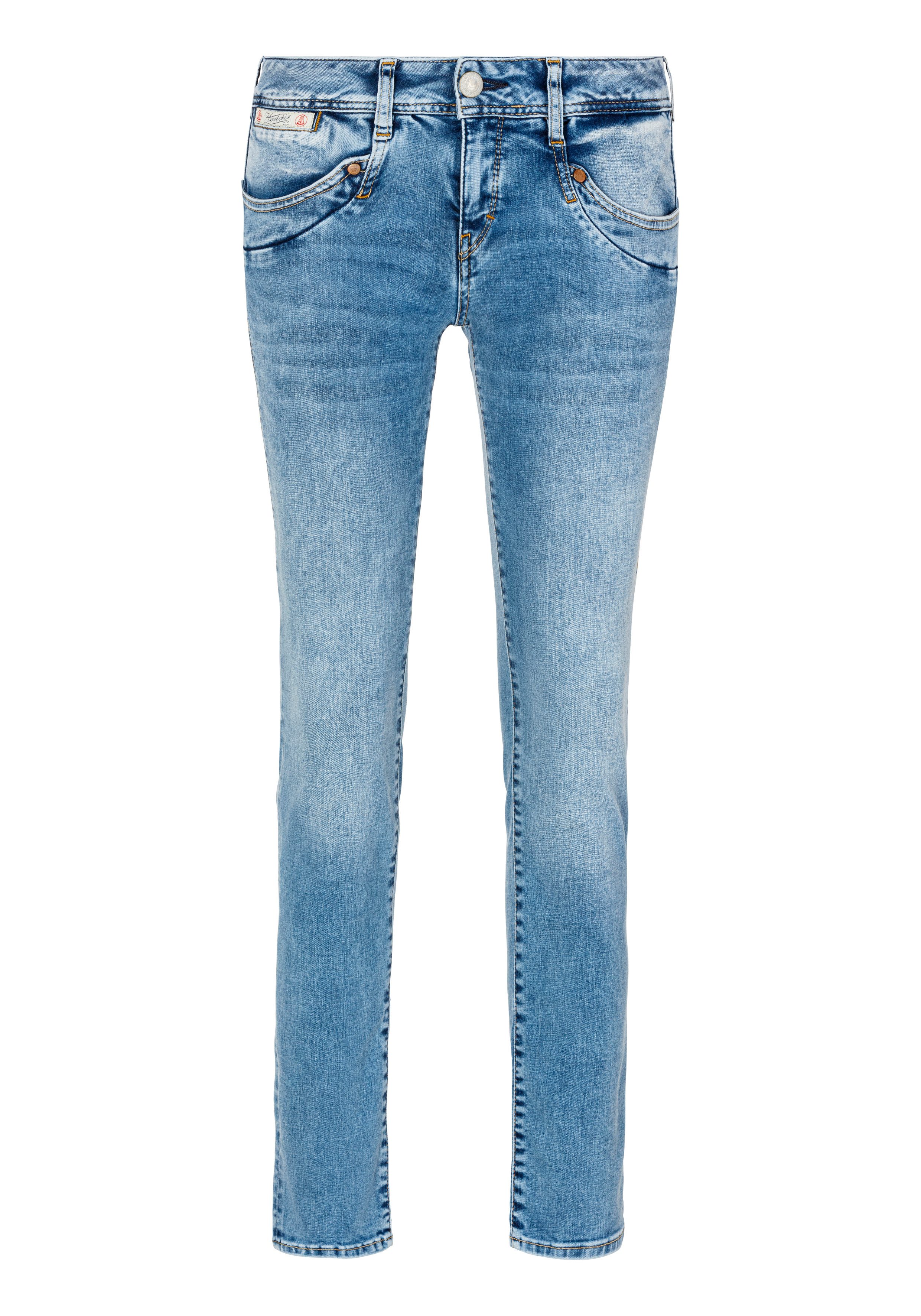 Herrlicher Slim fit jeans PIPER SLIM REUSED DENIM met sierknopen op de achterzakken