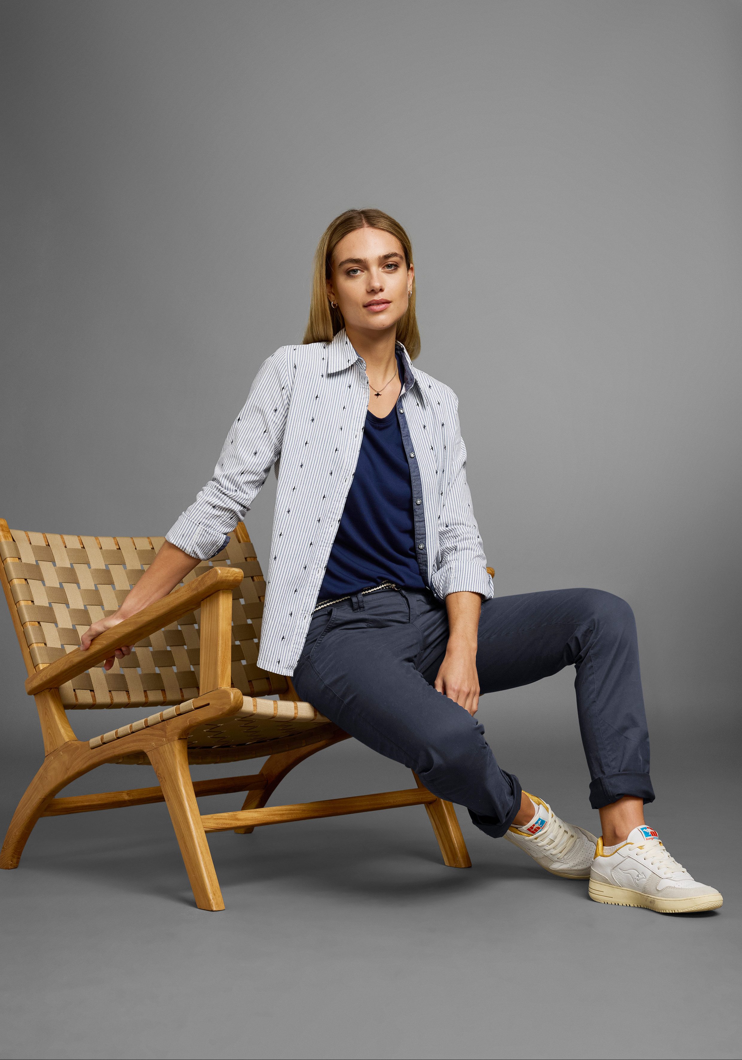 KangaROOS Overhemdblouse met contrastkleurige details