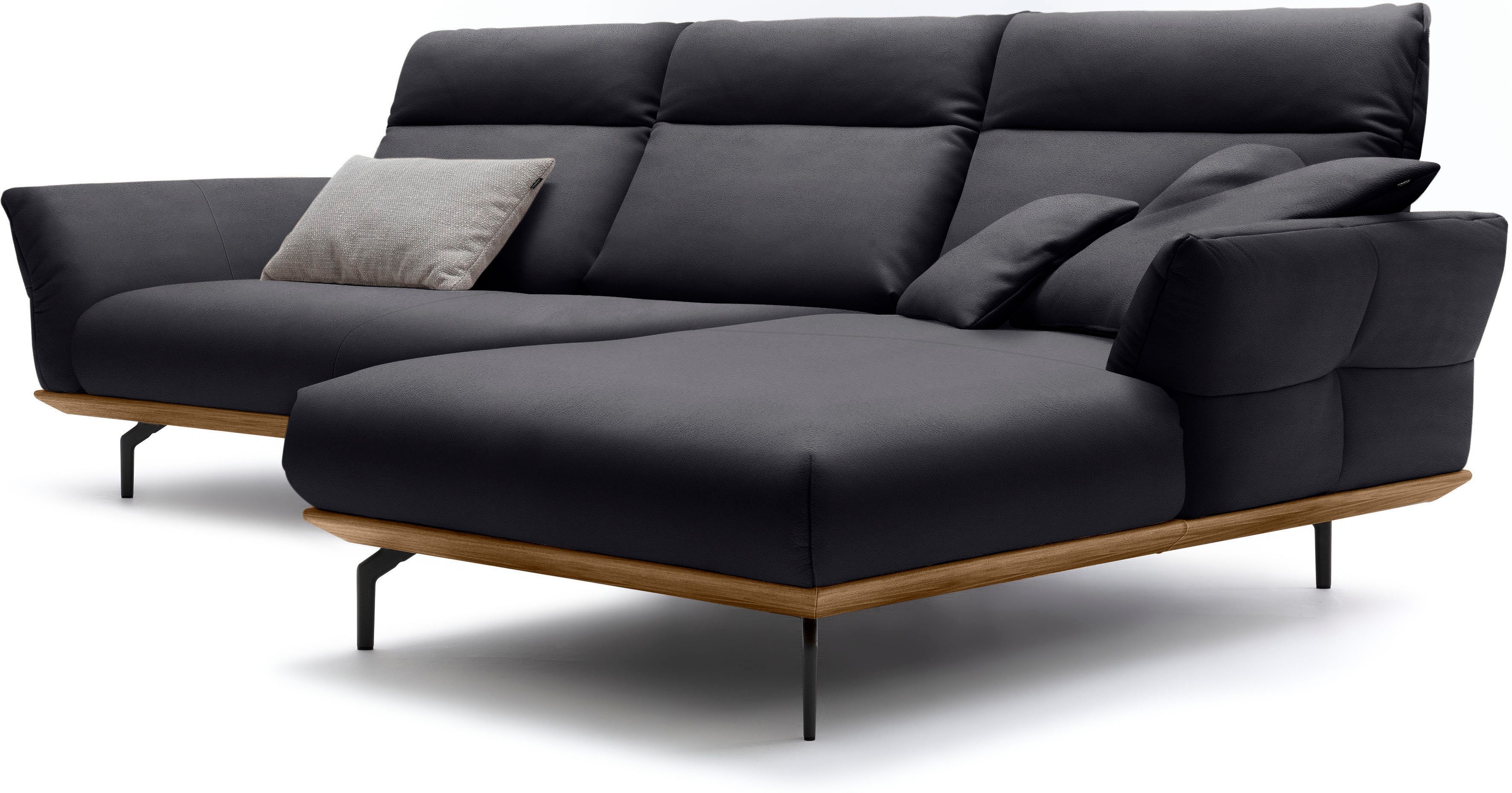 Creation BY ROLF BENZ Hoekbank Hs.460 Sokkel in walnotenhout, onderstel in umbra grijs, breedte 318 cm