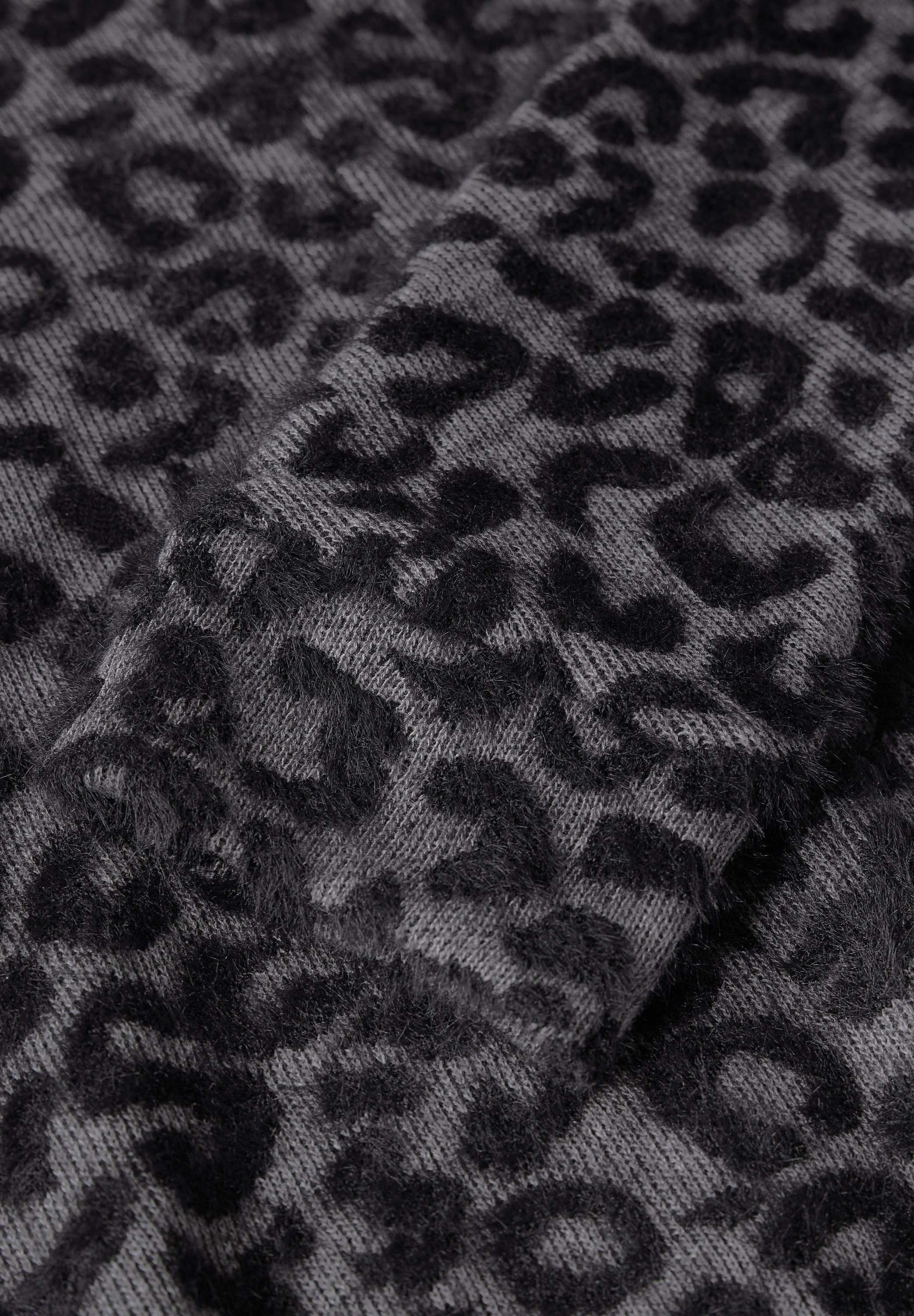 STREET ONE Shirt met lange mouwen met knuffelig leopardenpatroon
