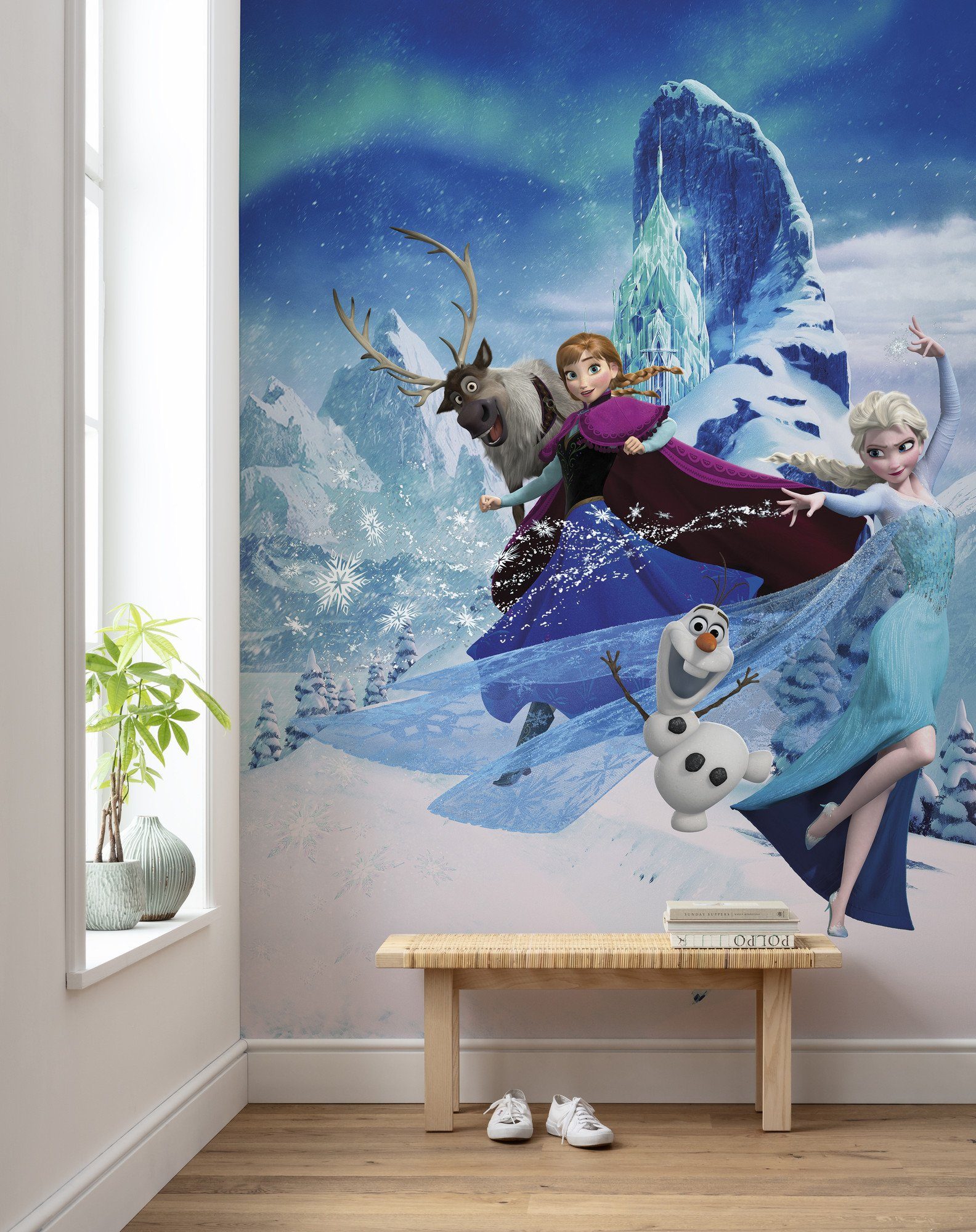 Komar Fotobehang Digitale print vlies - Frozen Elsas Magic - Afmeting 200 x 280 cm (1 stuk)