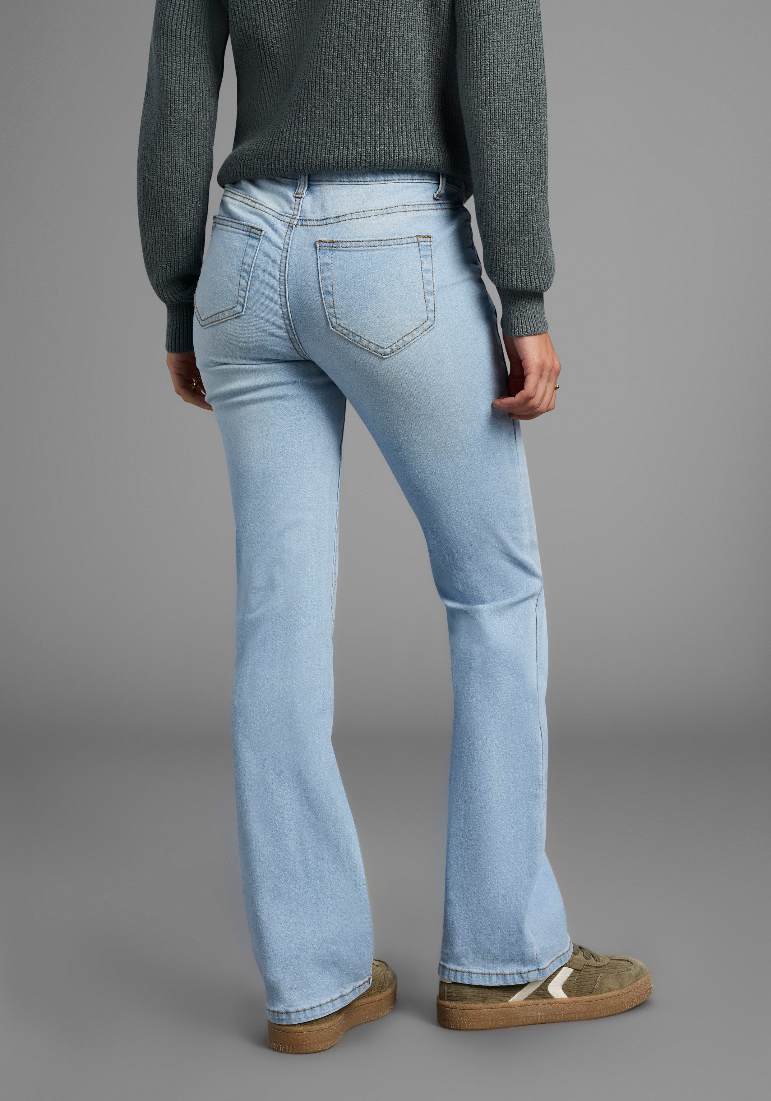 Arizona Bootcut jeans Tailleband met zij-elastiek inzet hoge taille, bootcut, met stretch, klassieke 5-pocket-stijl