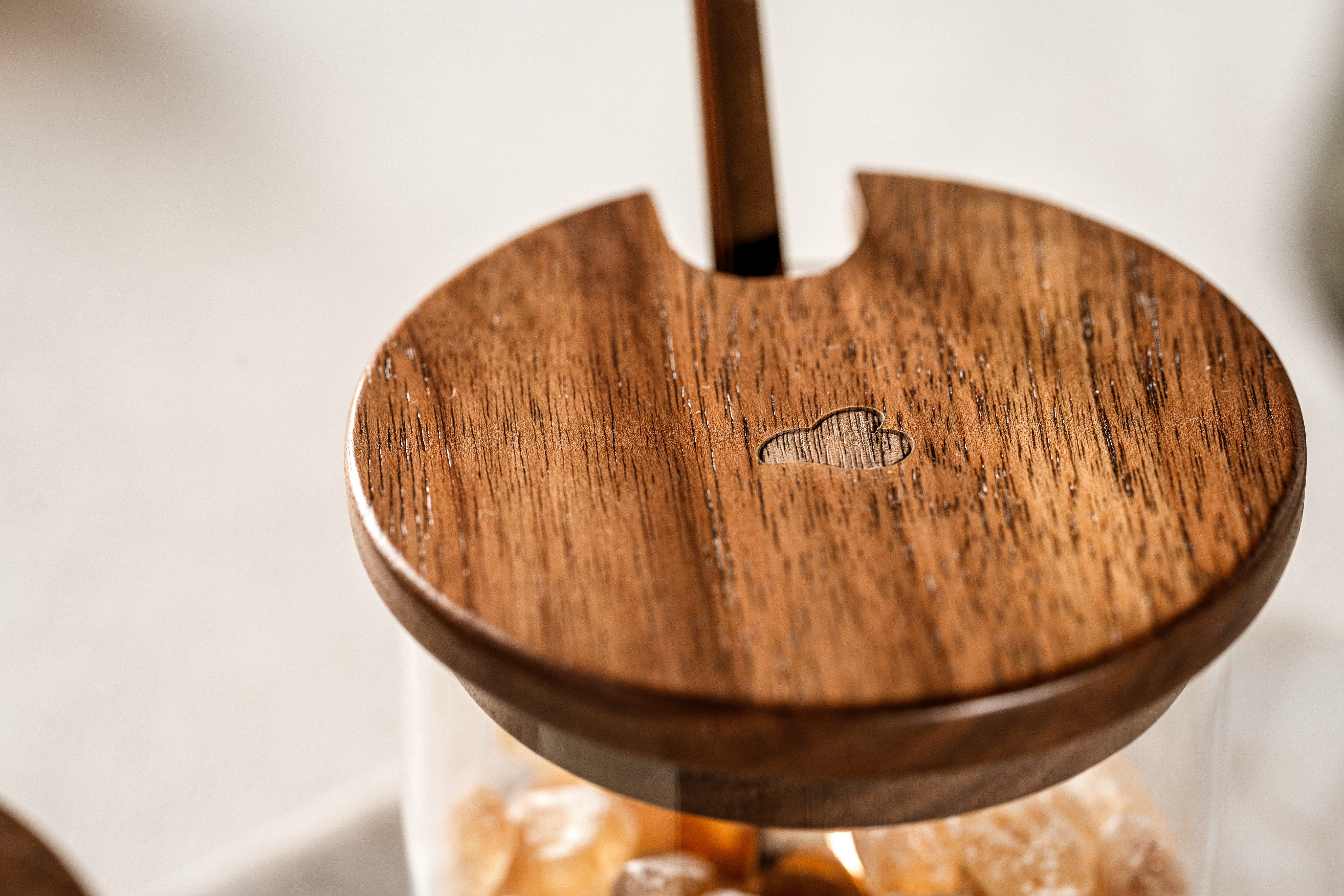 LEONARDO Melk- en suikerset NOVO LEGNO Melkkan en suikerpot met houten deksel (set)