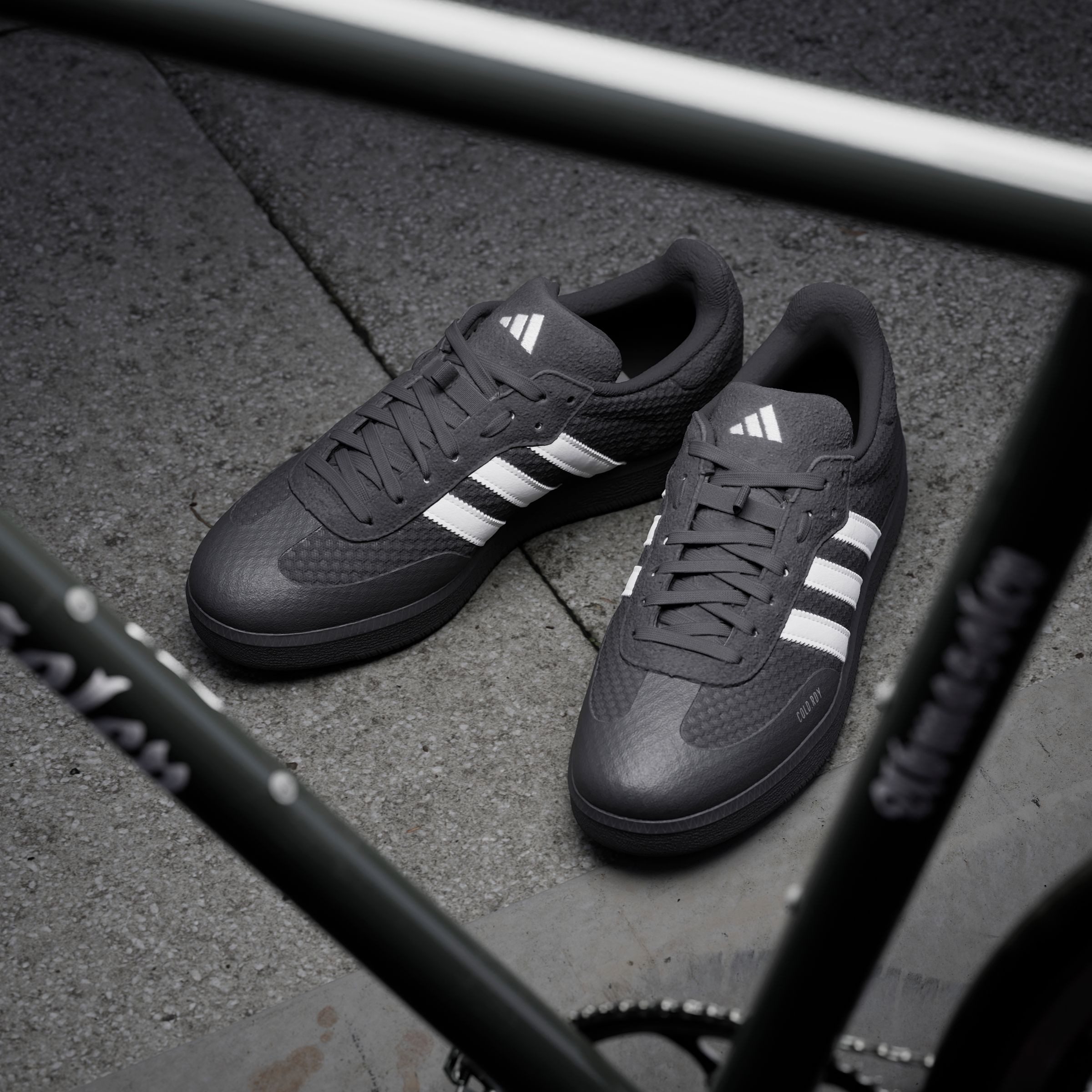 adidas Performance Fietsschoenen VELOSAMBA COLD.RDY geïnspireerd door het ontwerp van de adidas samba