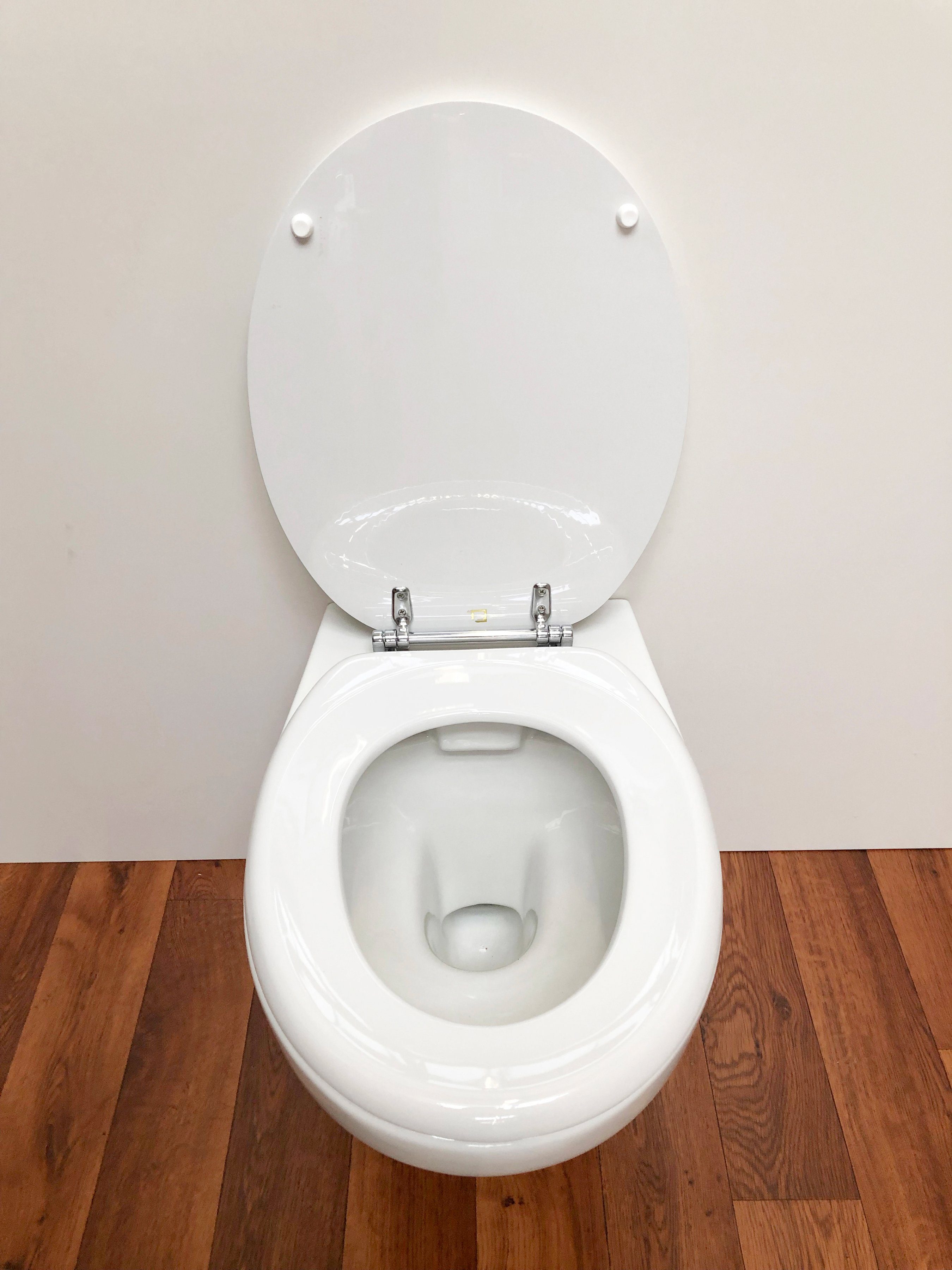 ADOB Toiletzitting Carina manhattan met messing verchroomde scharnieren
