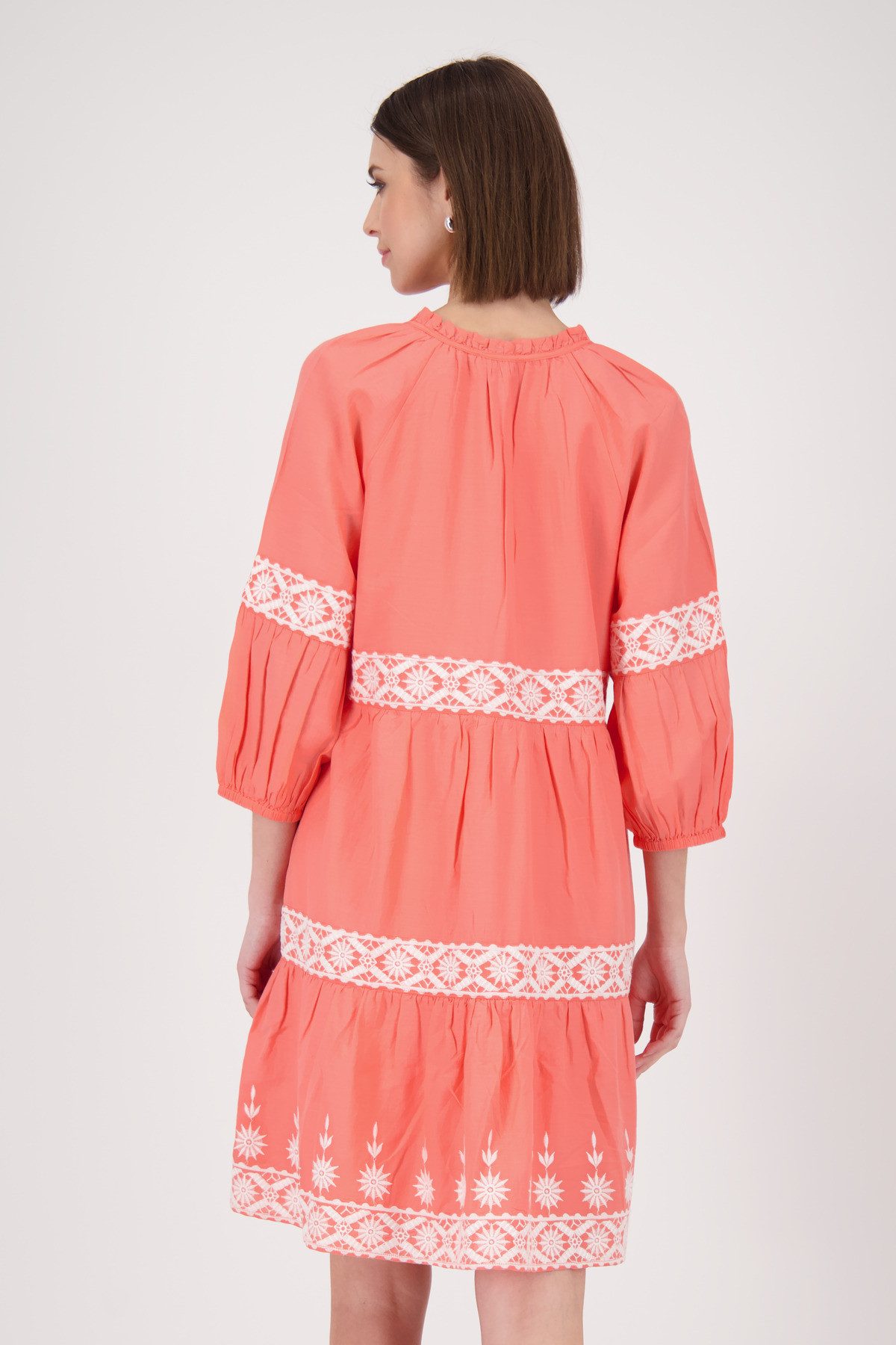 Monari Blousejurk met contrastkleurige kant