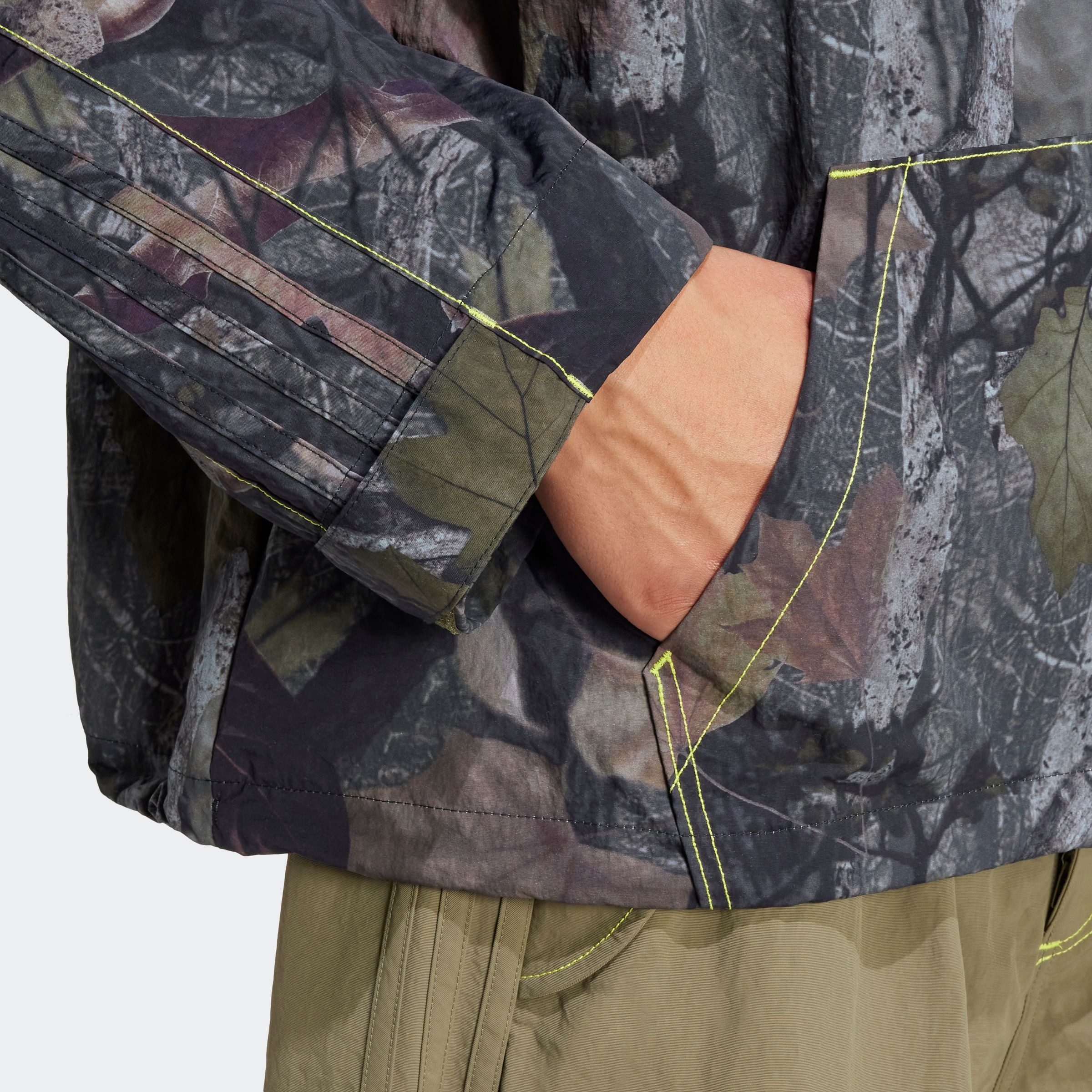 adidas Originals Outdoorjack CAMO JACKET Q1