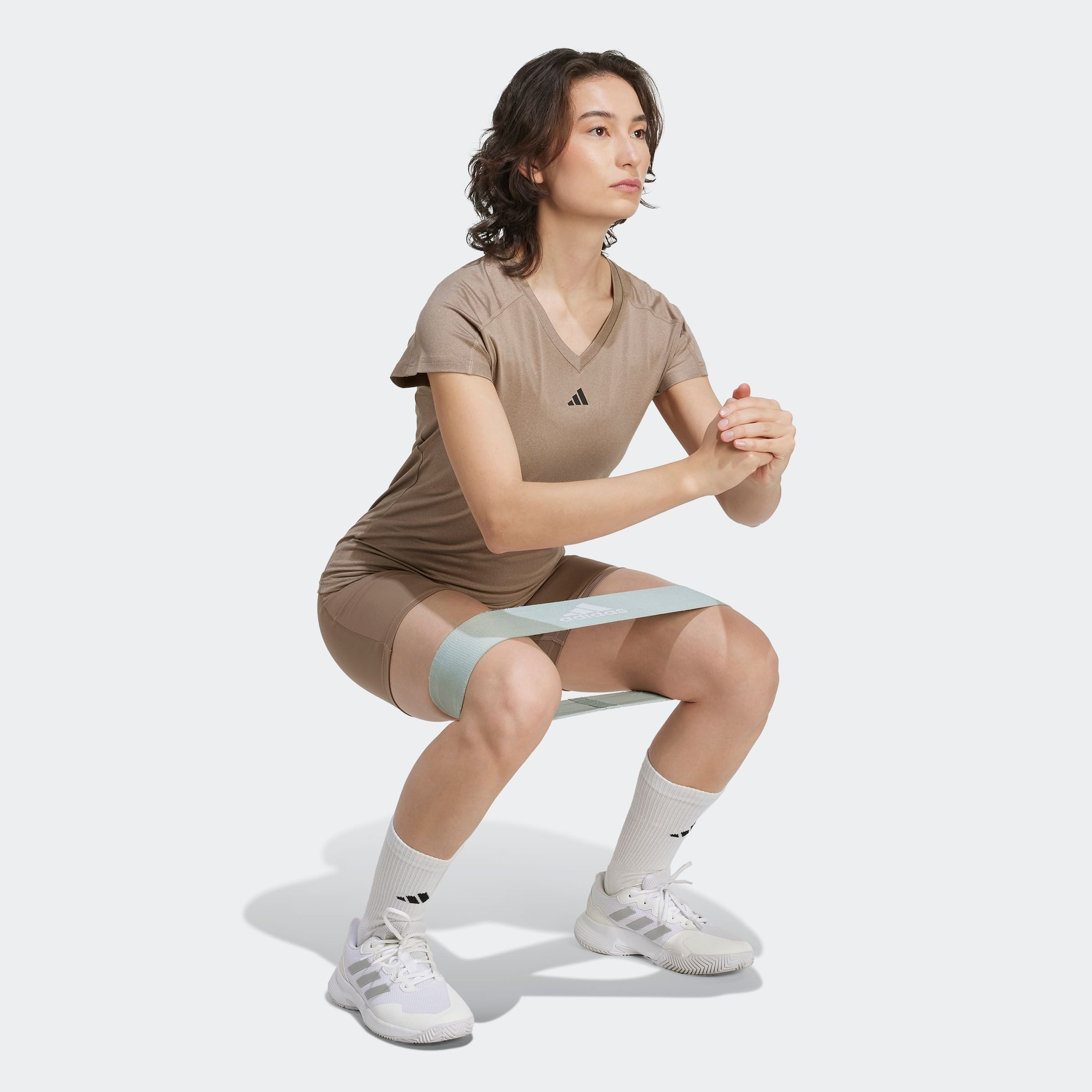 adidas Performance T-shirt AEROREADY TRAIN ESSENTIALS MINIMAL BRANDING V-NECK